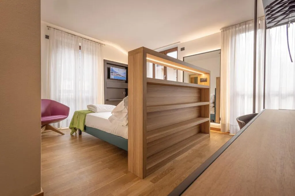 Bed in Hotel Lago Di Garda