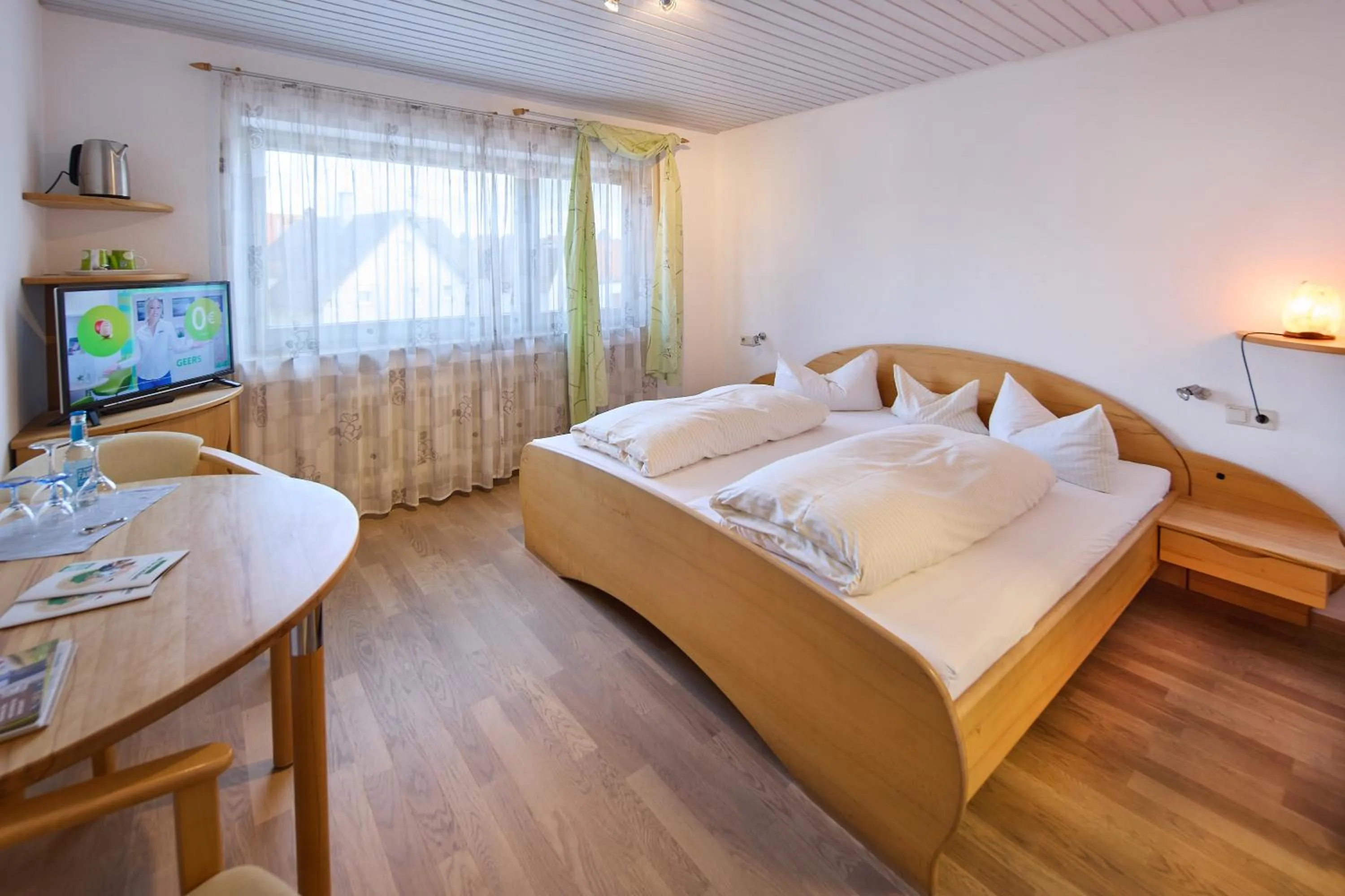 Photo of the whole room, Bed in Biohotel-Restaurant Rose