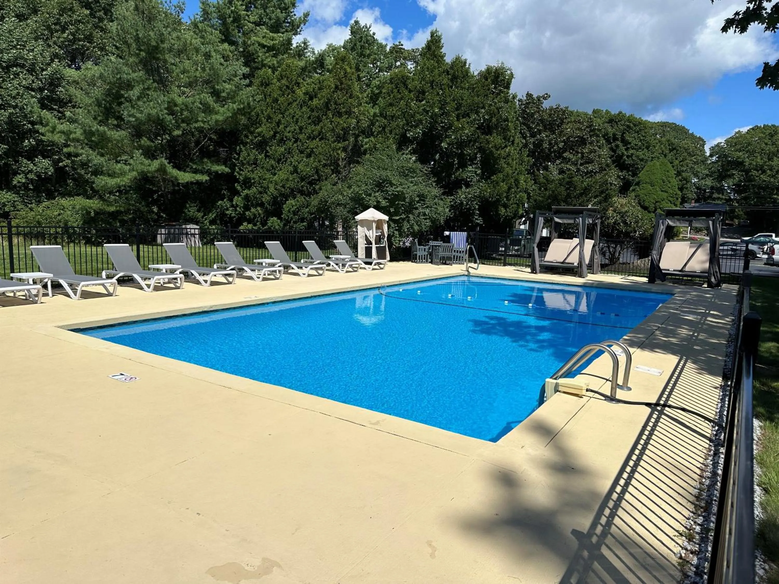 Pool view in The Lodge at Turbat's Creek