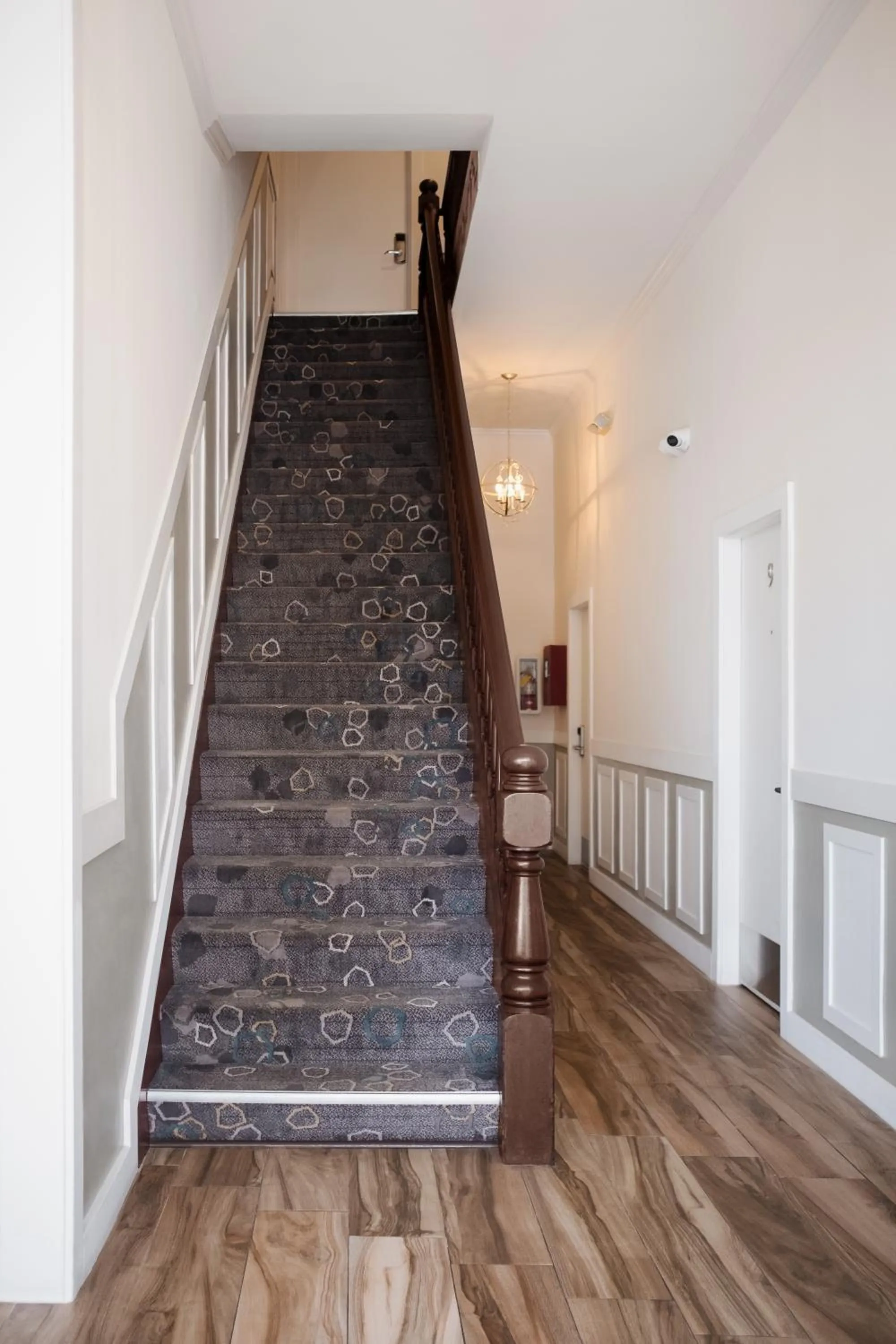 Communal lounge/ TV room in Ocean View Inn