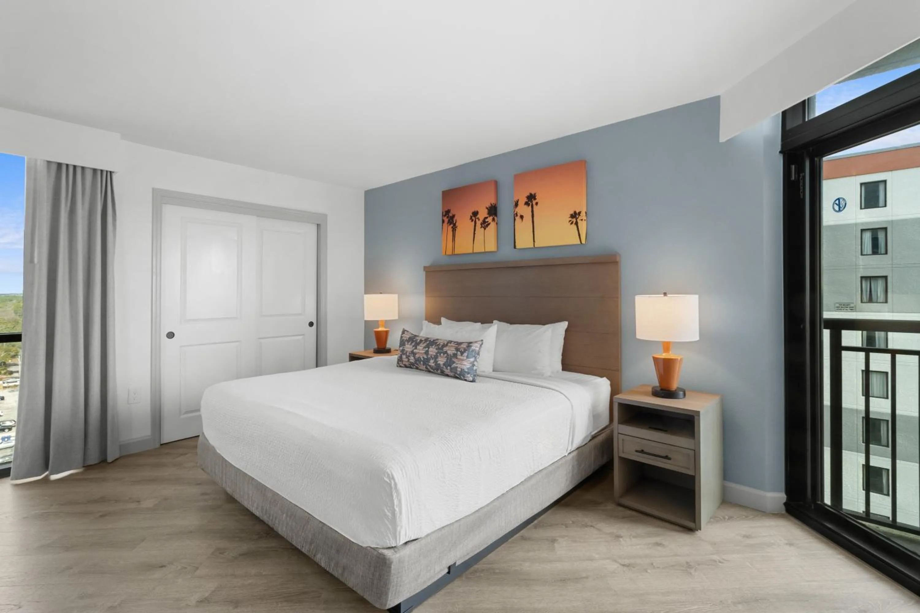 Bedroom, Bed in Ocean Reef Resort