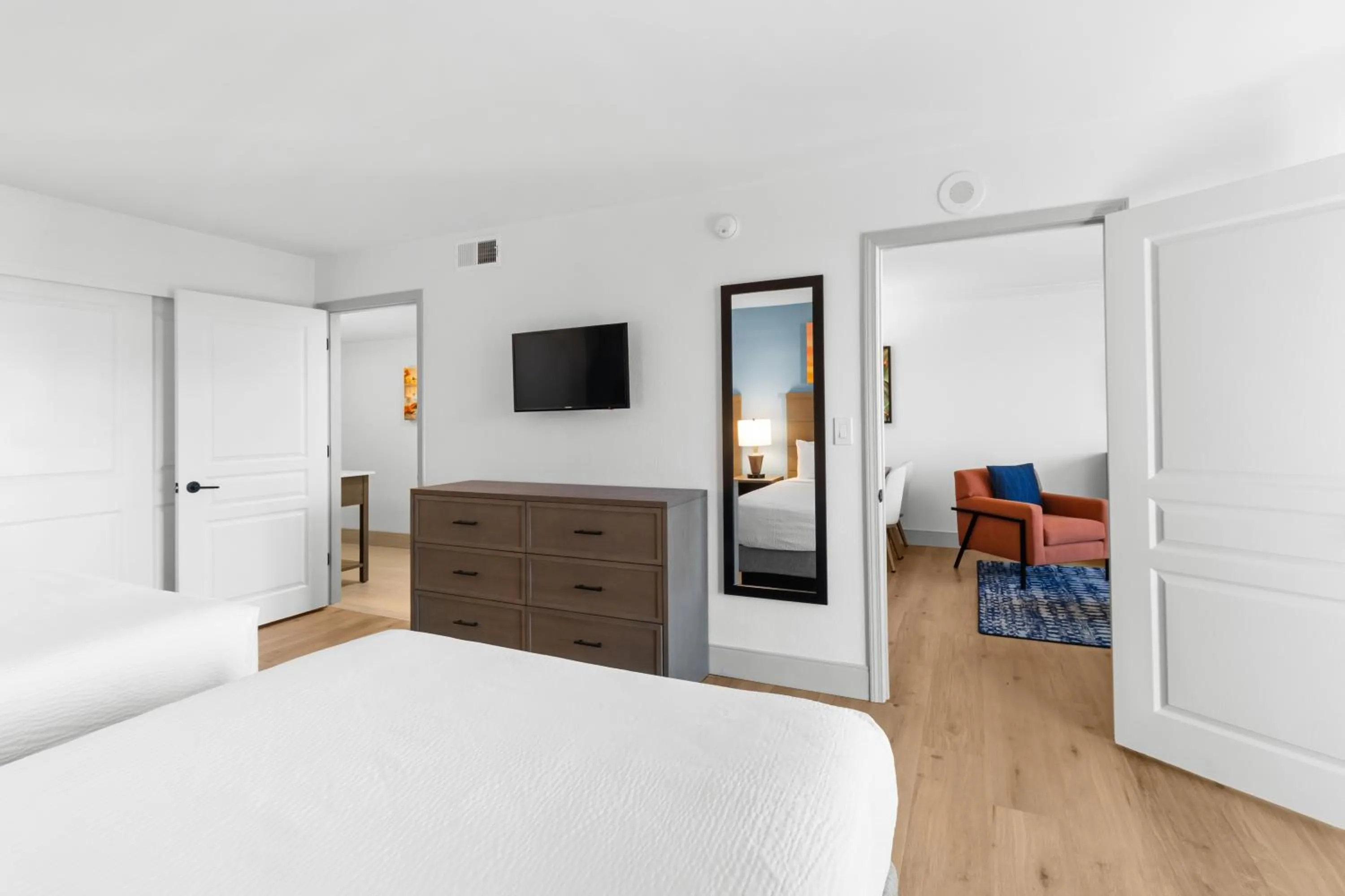 Bedroom, Bed in Ocean Reef Resort