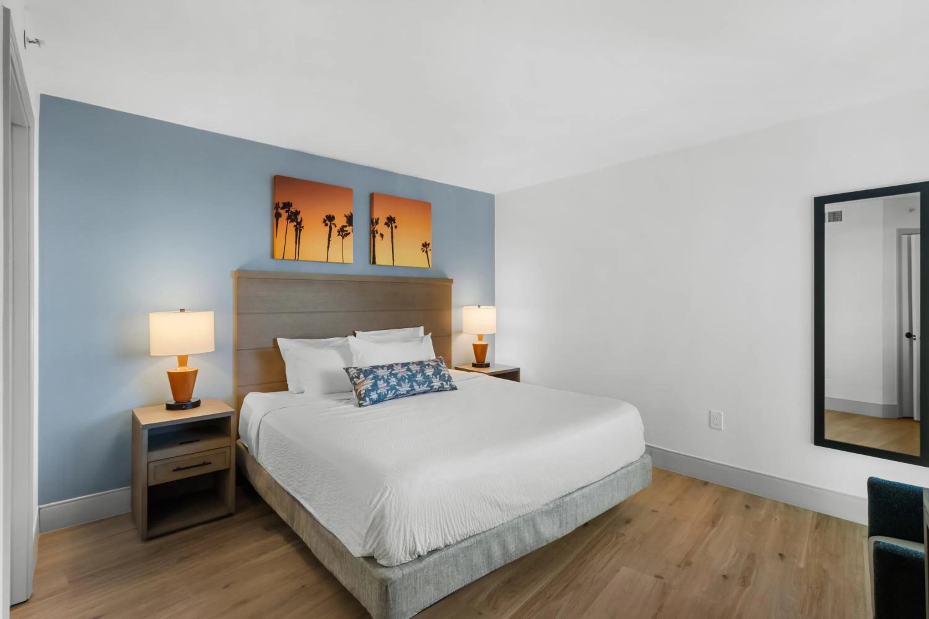 Bedroom, Bed in Ocean Reef Resort