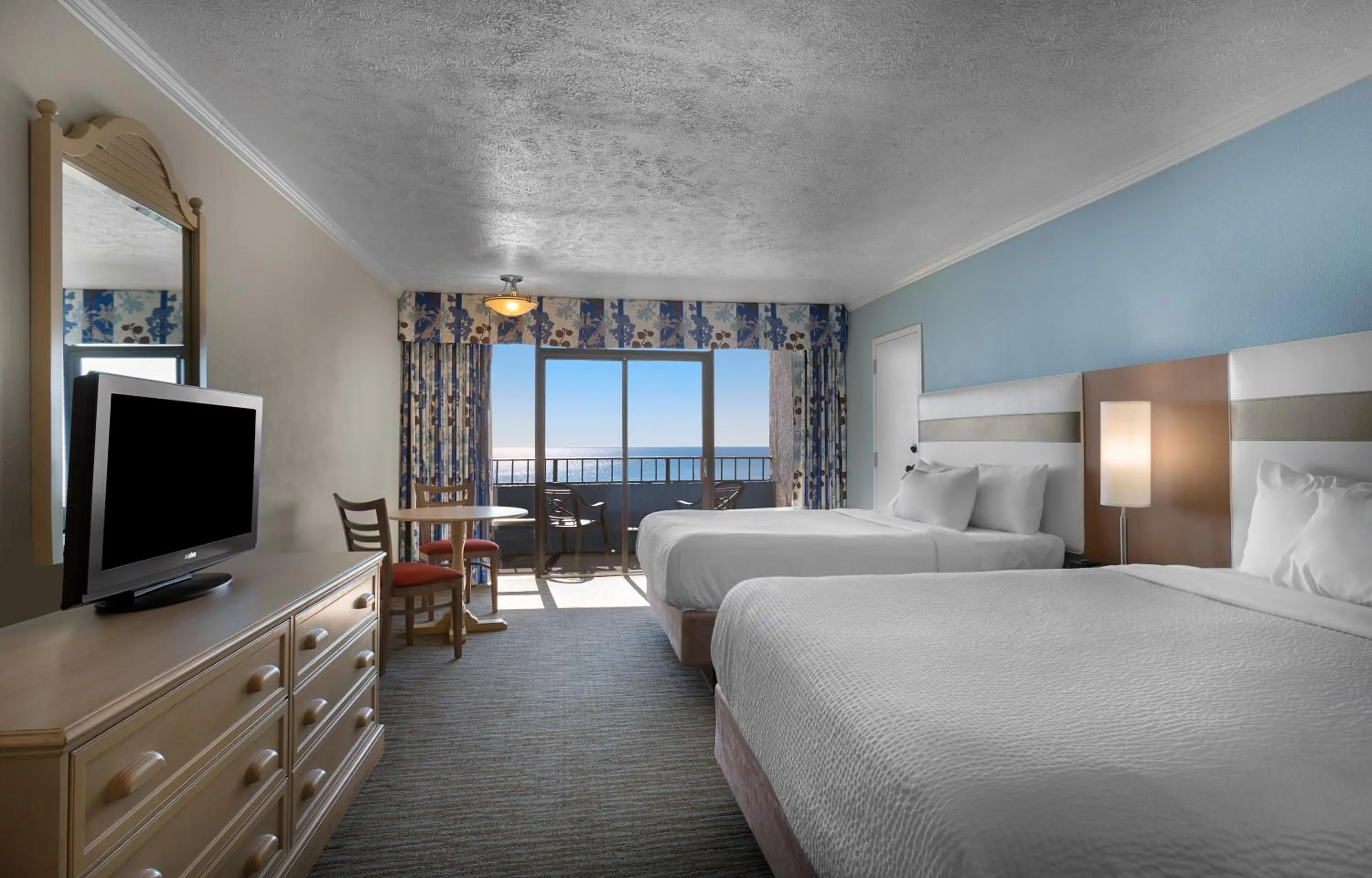 Bedroom, Bed in Ocean Reef Resort