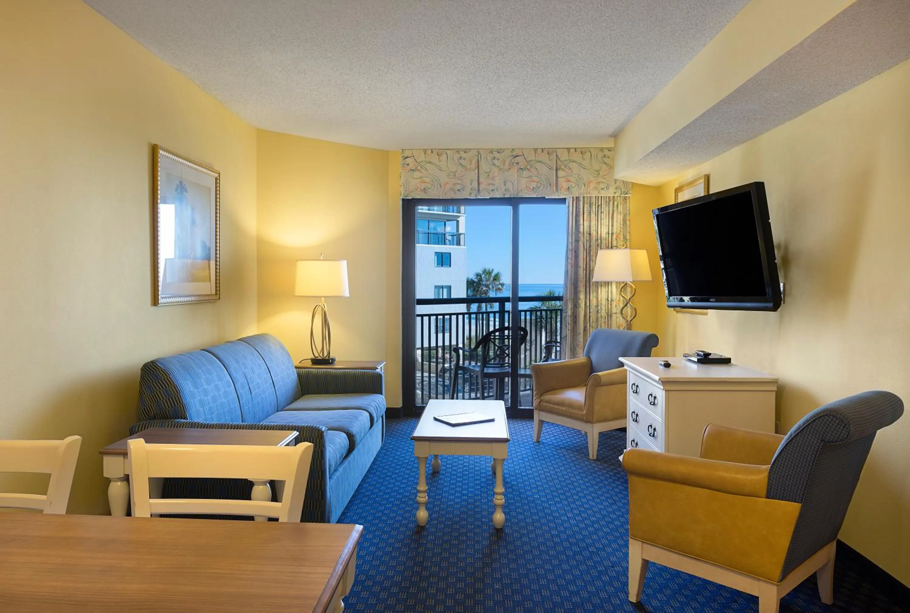 Living room in Ocean Reef Resort