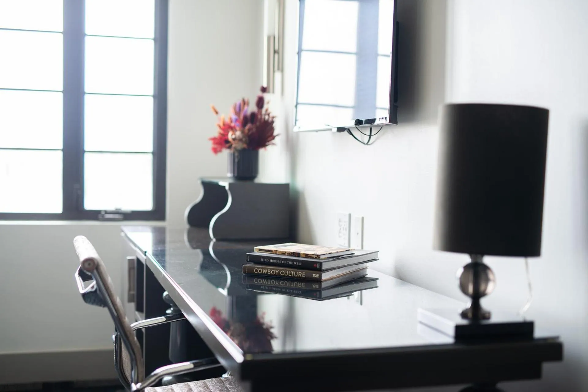 Bedroom in Padre Hotel