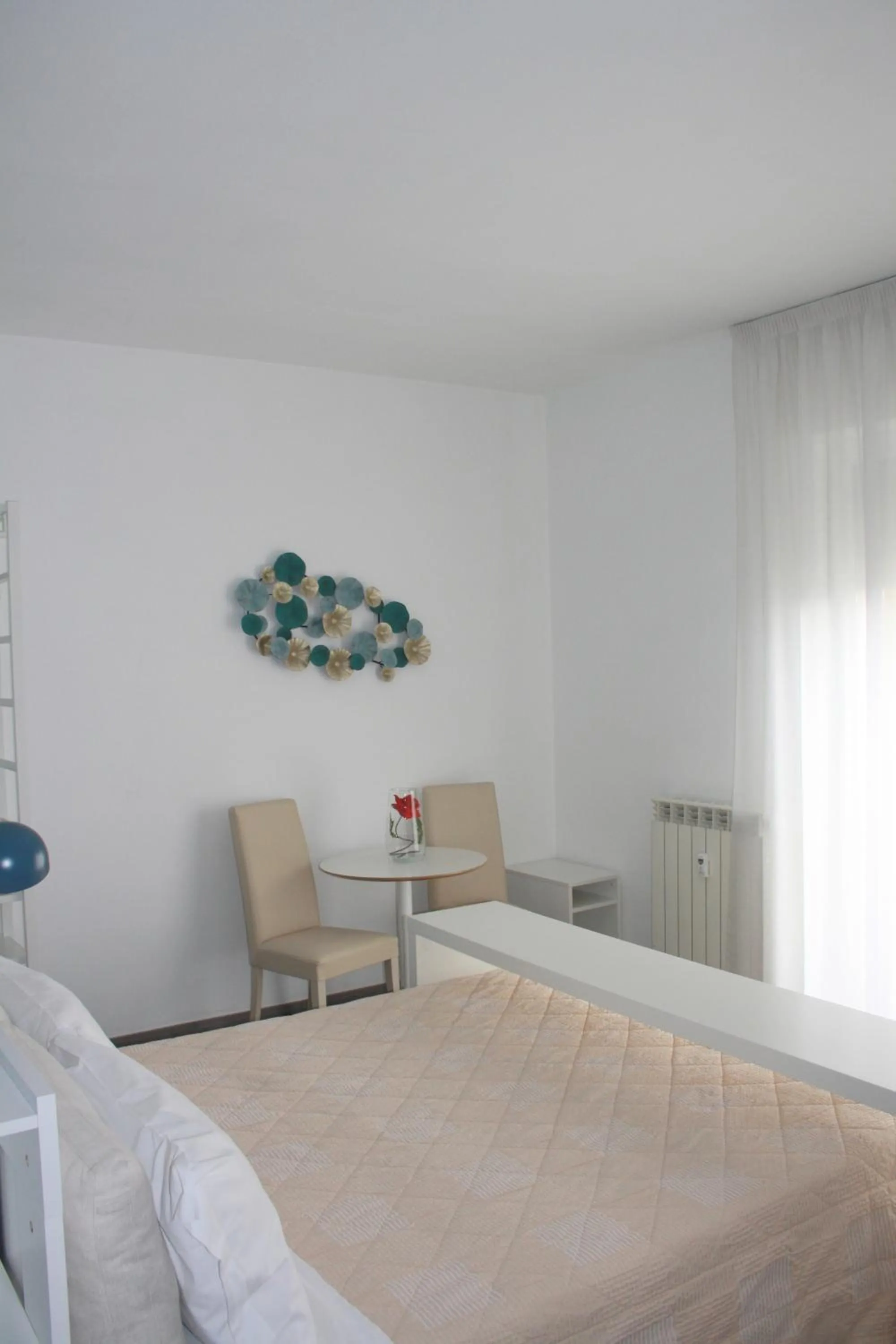 Photo of the whole room in LA LOCANDA DELL'ARTE-DE GASPERI