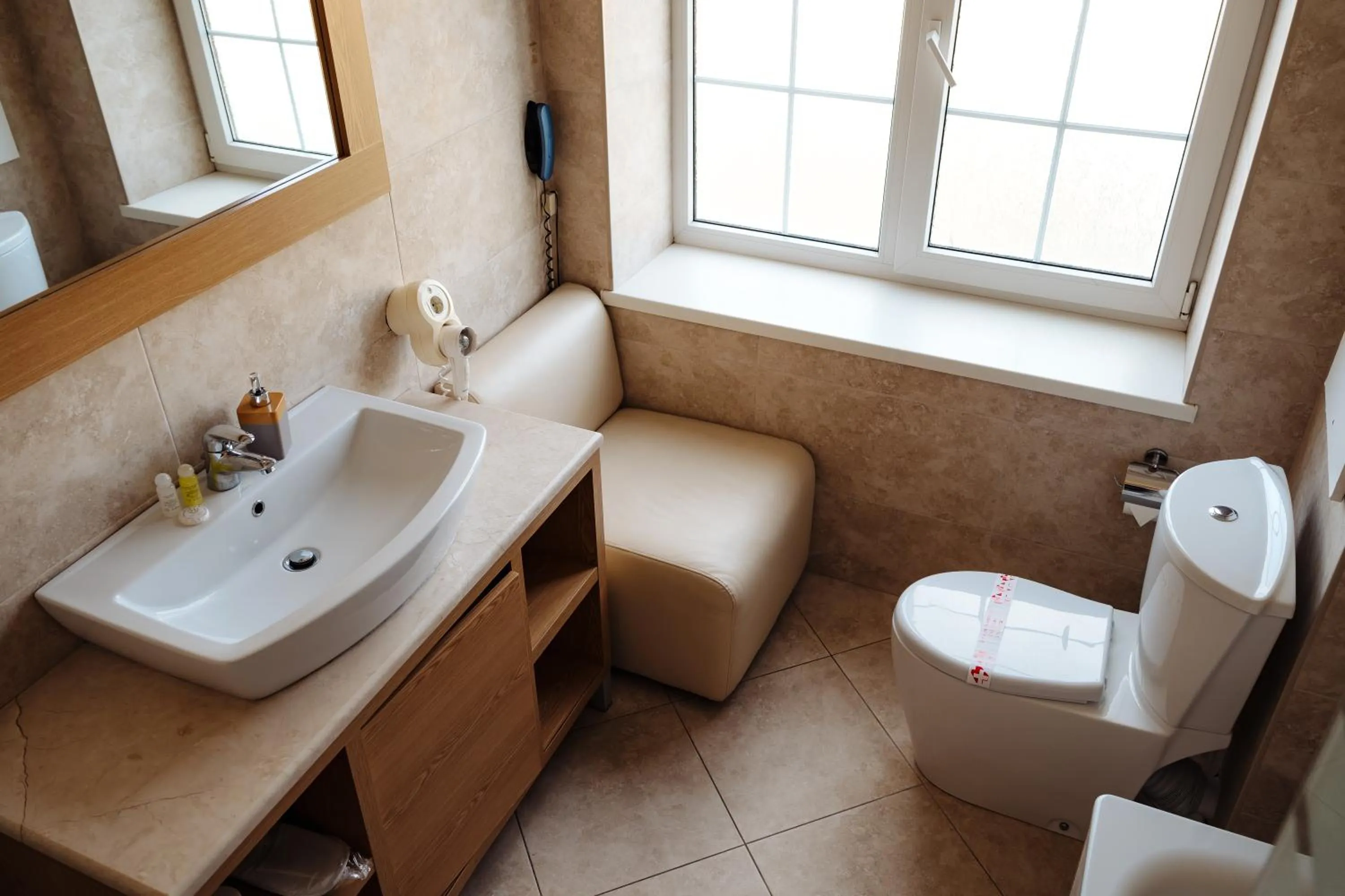 Toilet in Maxim Pasha Hotel