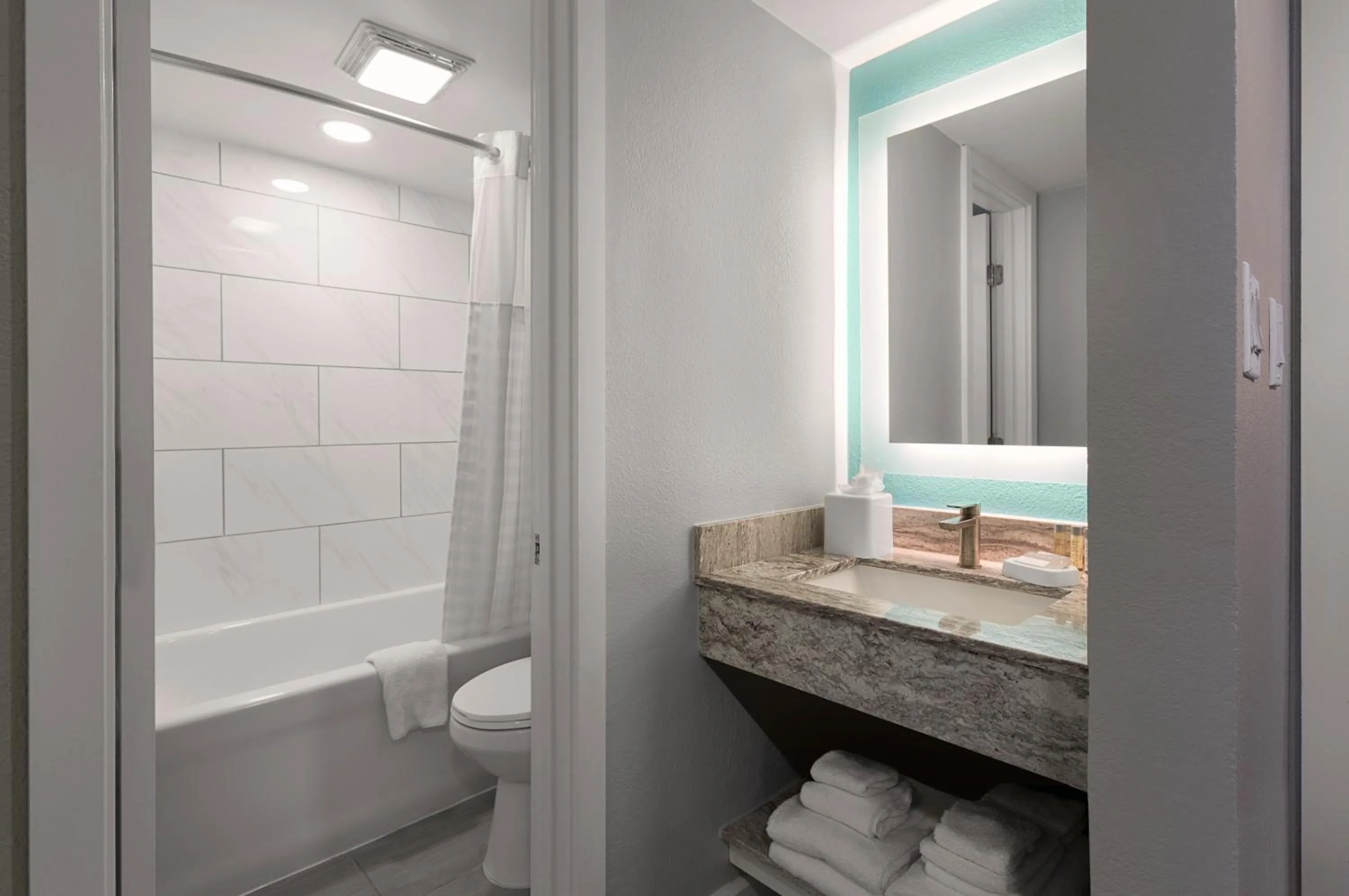 Bathroom in Grande Cayman Resort