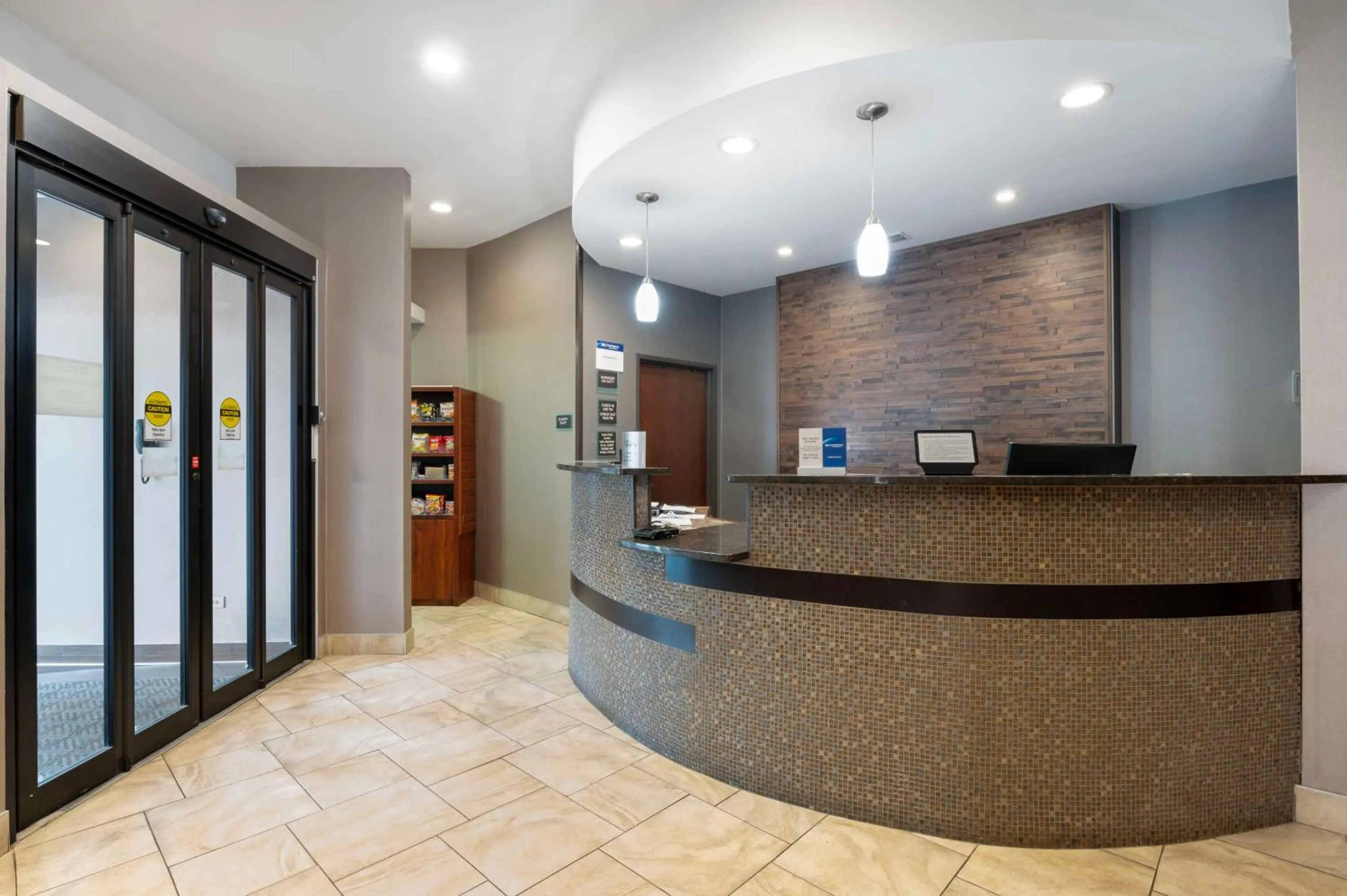 Lobby or reception in Best Western University Inn at Valparaiso