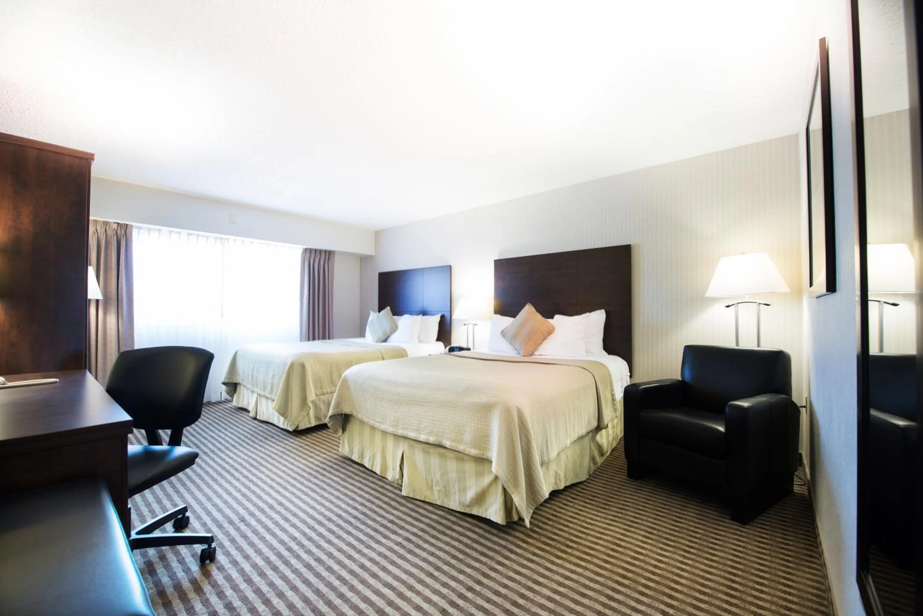 Day, Bed in Victoria Inn Hotel & Convention Centre Brandon