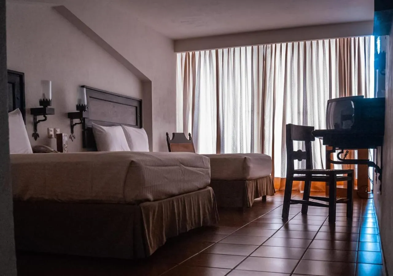 Bedroom, Bed in Hotel Fenix