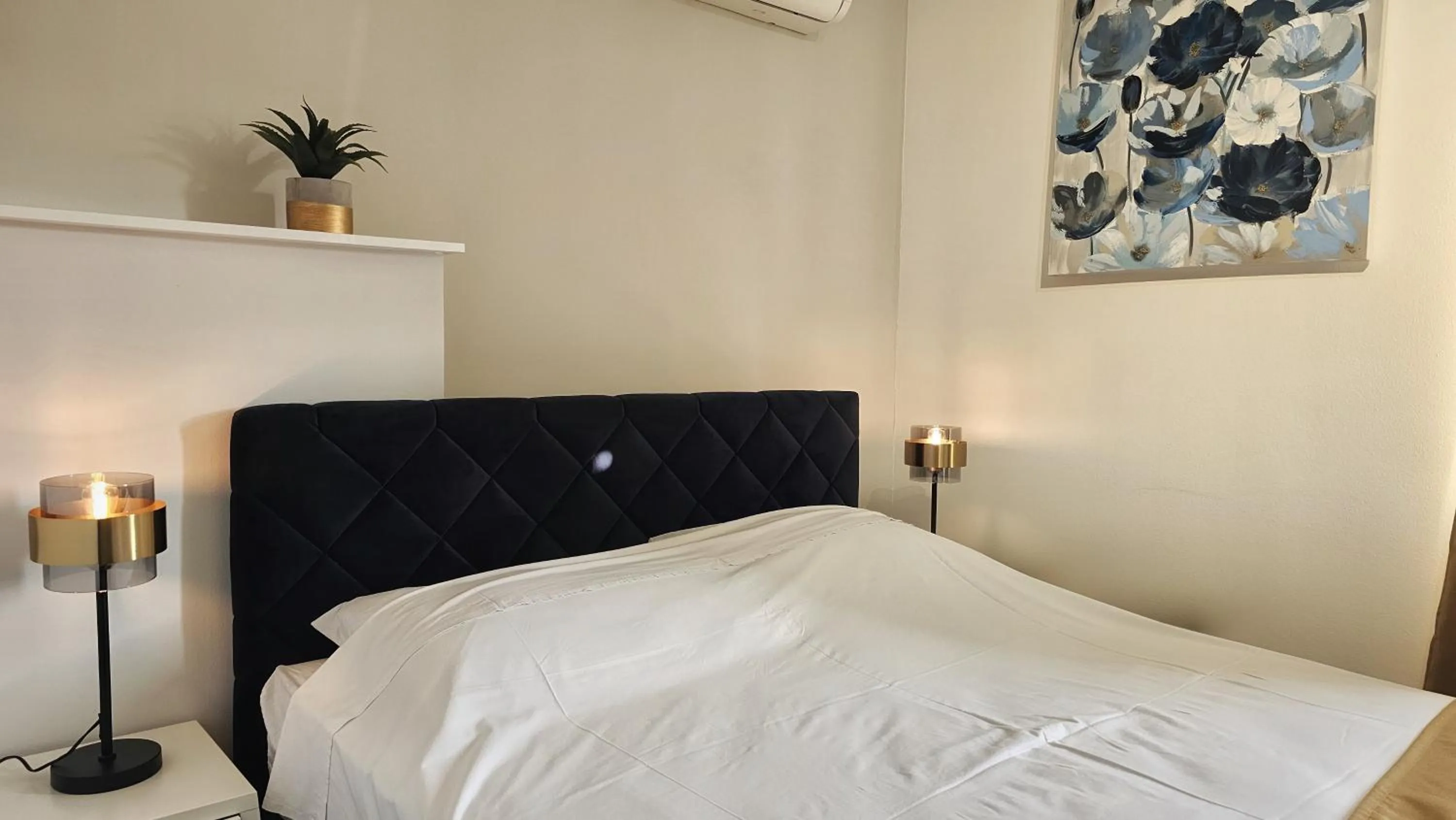 Bed in Villa Babilon