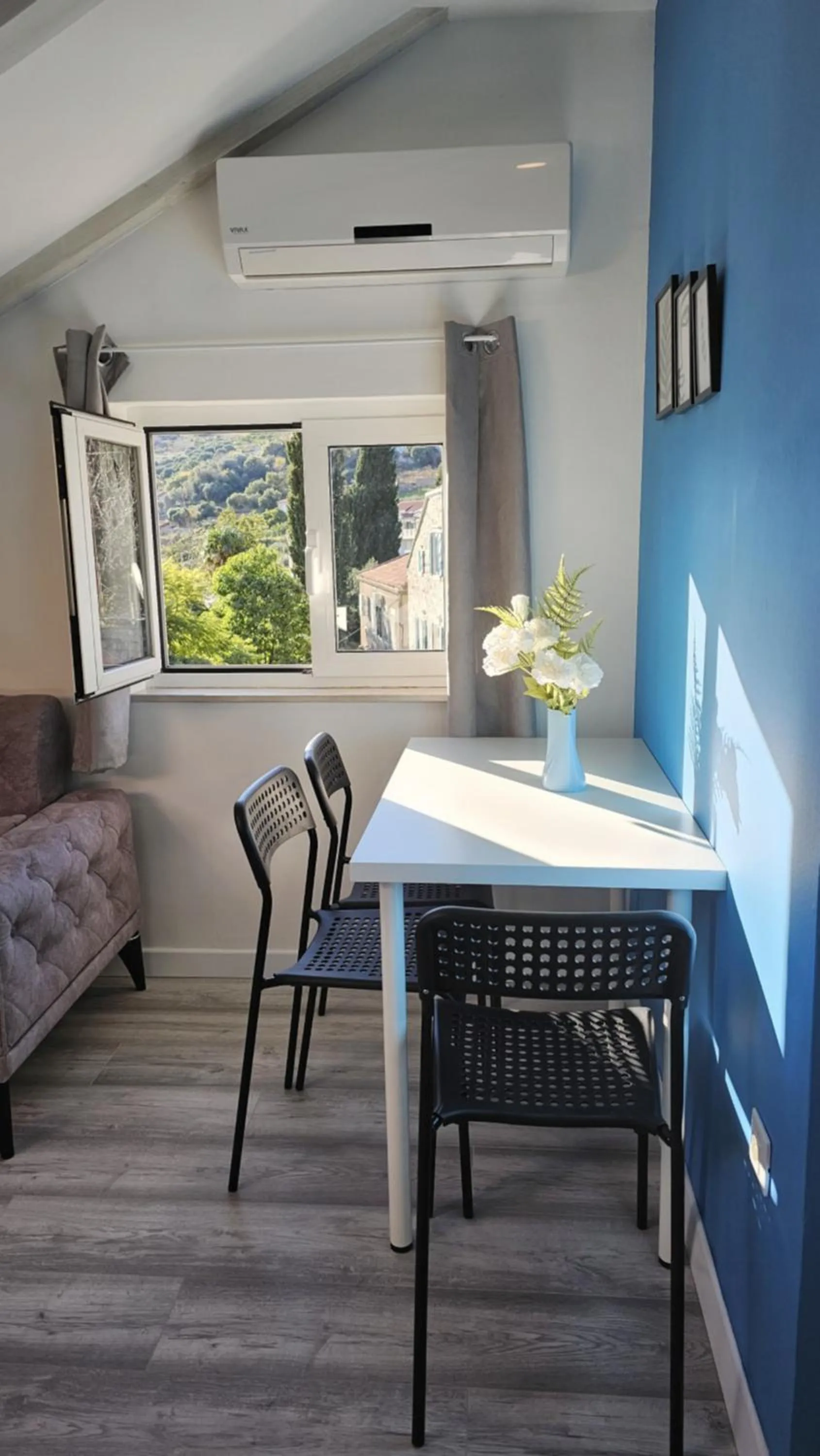 Seating area in Villa Babilon