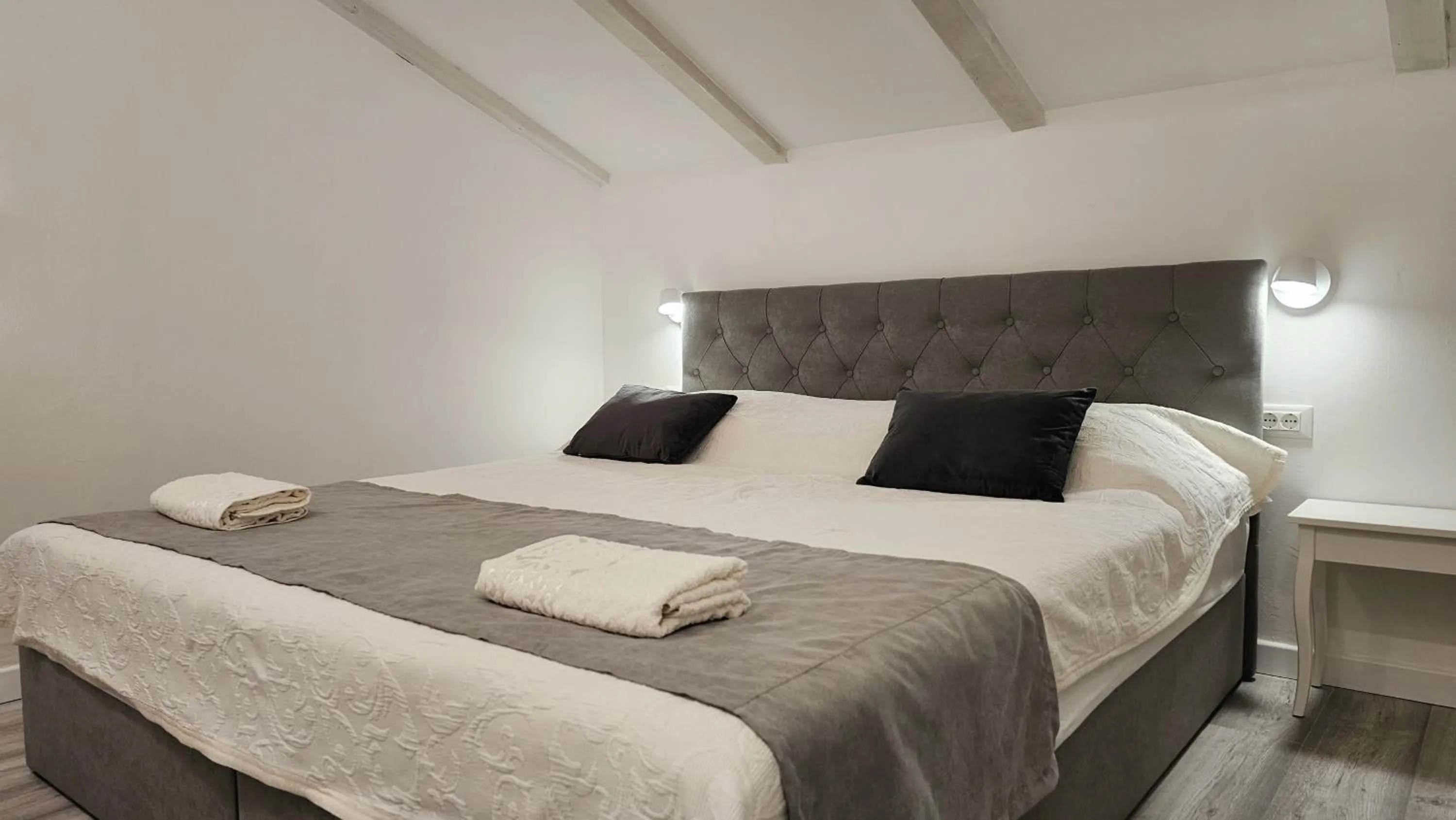 Bed in Villa Babilon