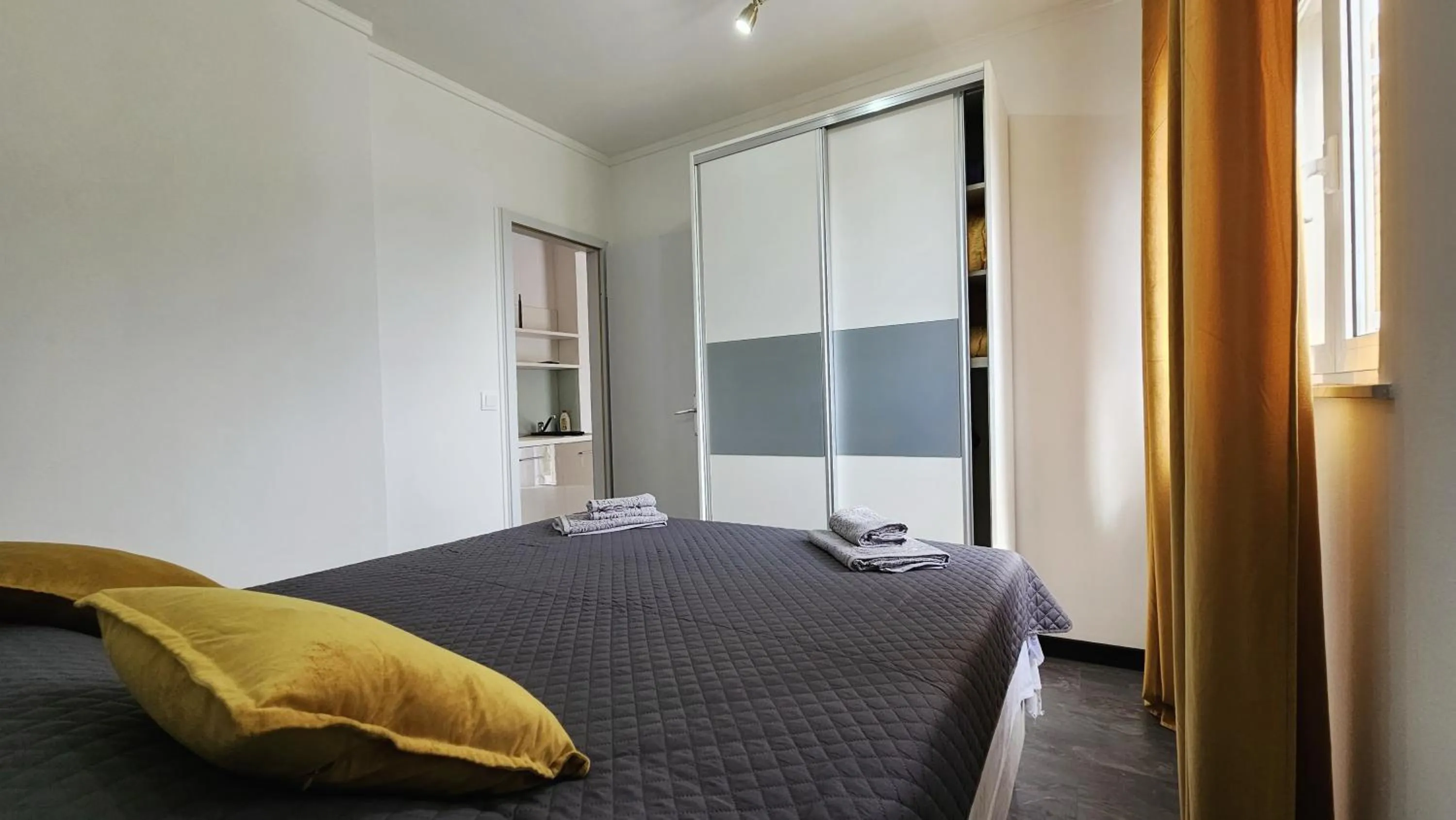 Bed in Villa Babilon