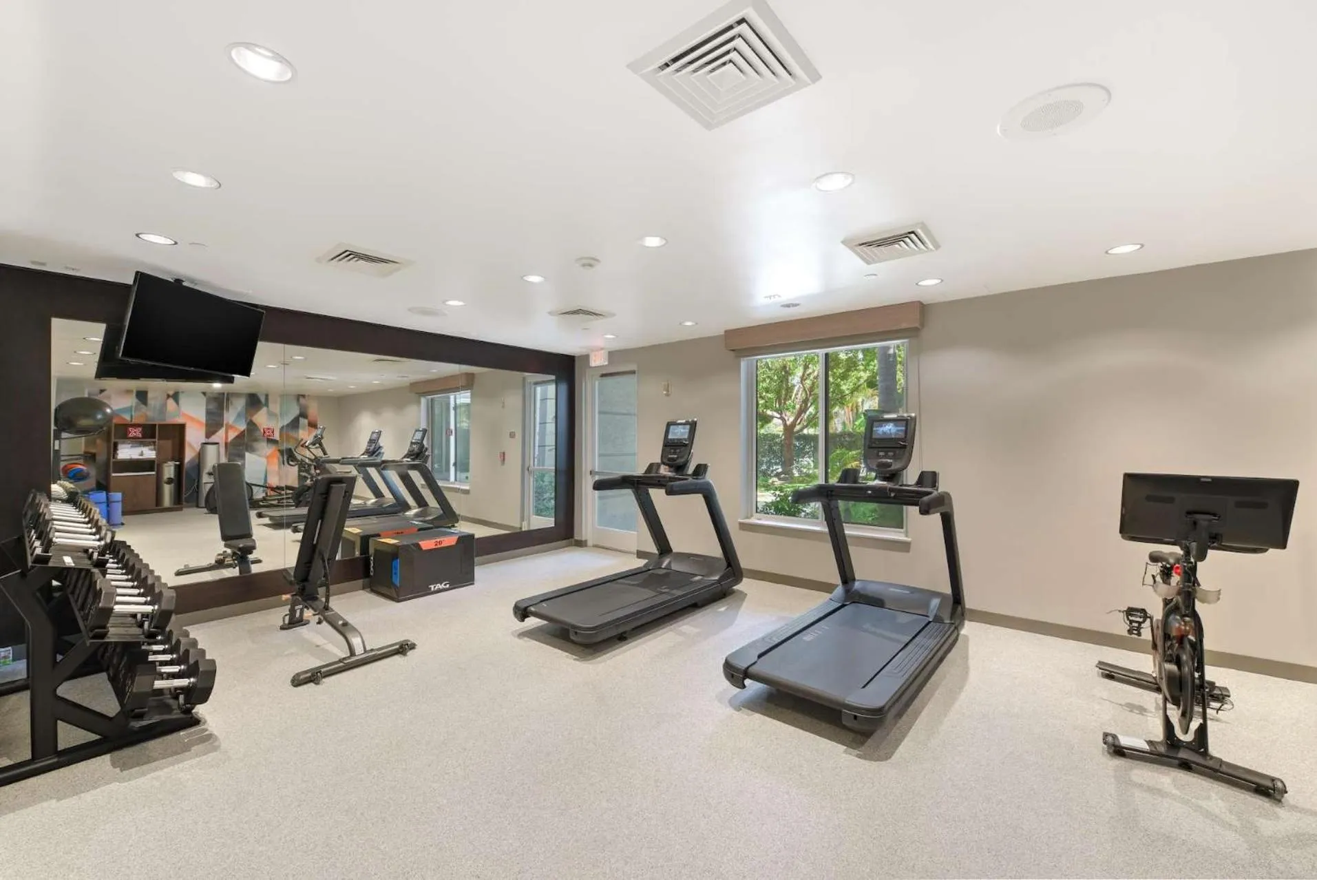 Fitness centre/facilities in Hilton Garden Inn LAX - El Segundo