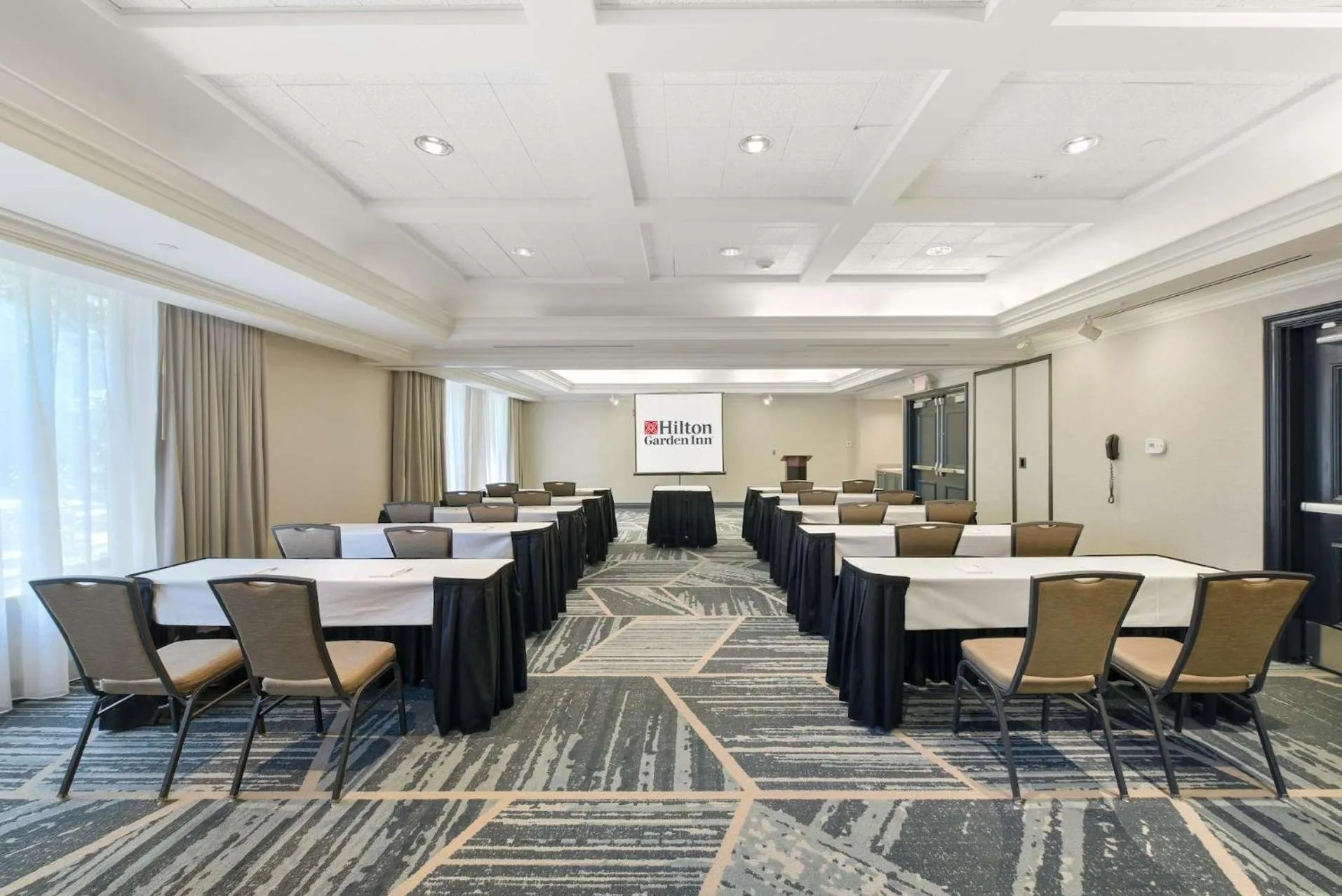 Meeting/conference room in Hilton Garden Inn LAX - El Segundo