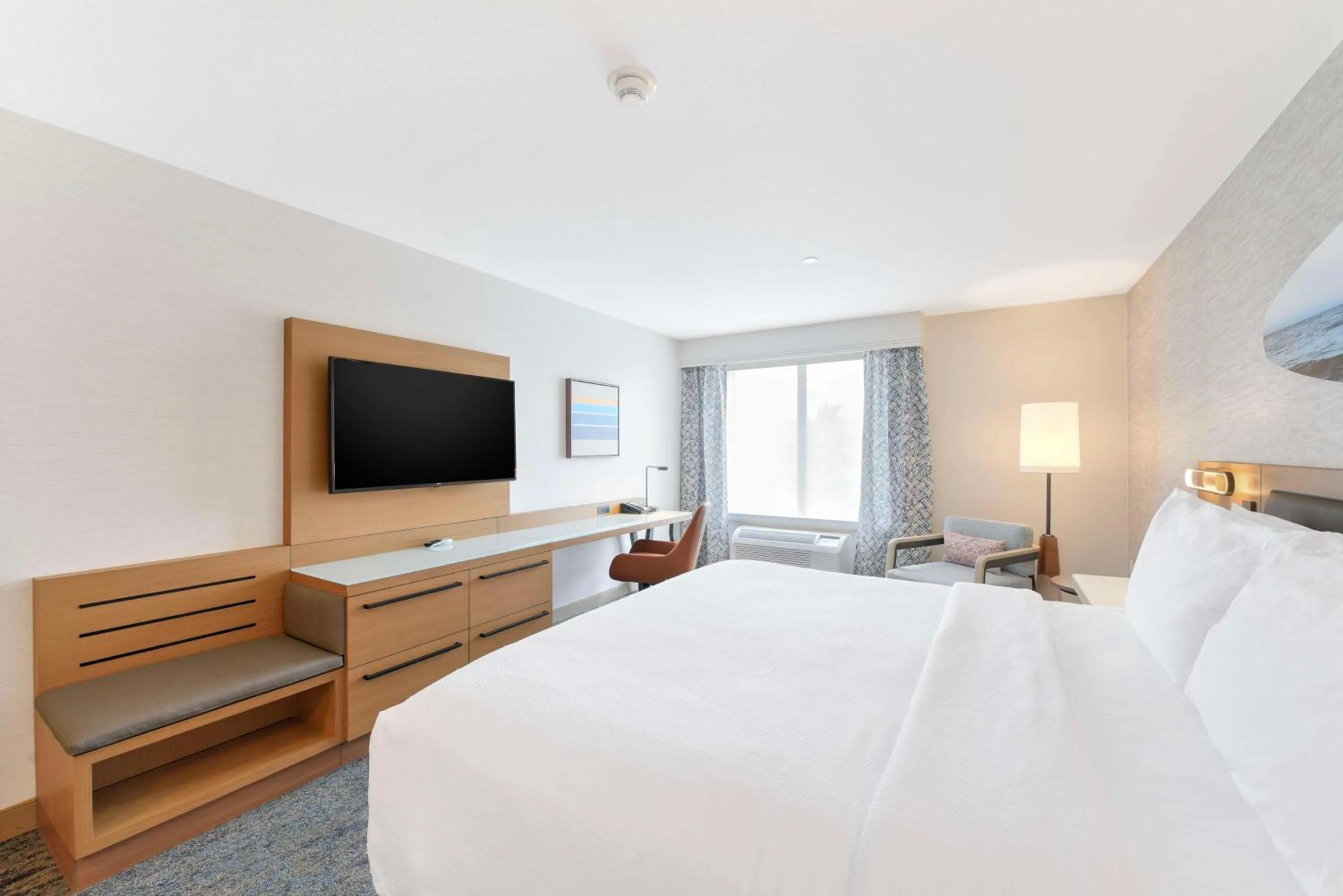 Bed in Hilton Garden Inn LAX - El Segundo