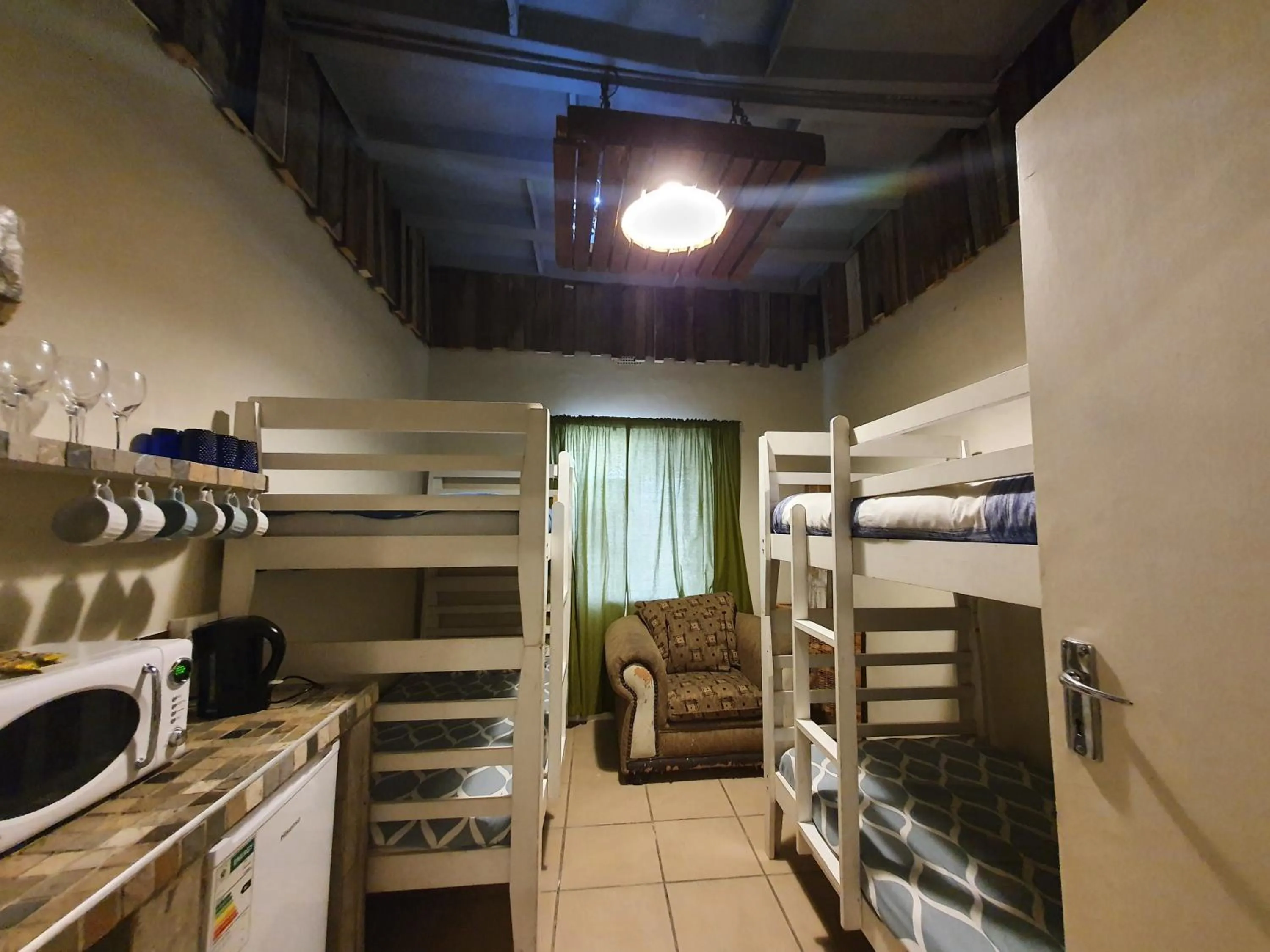 bunk bed in Bedrock Guest Studios