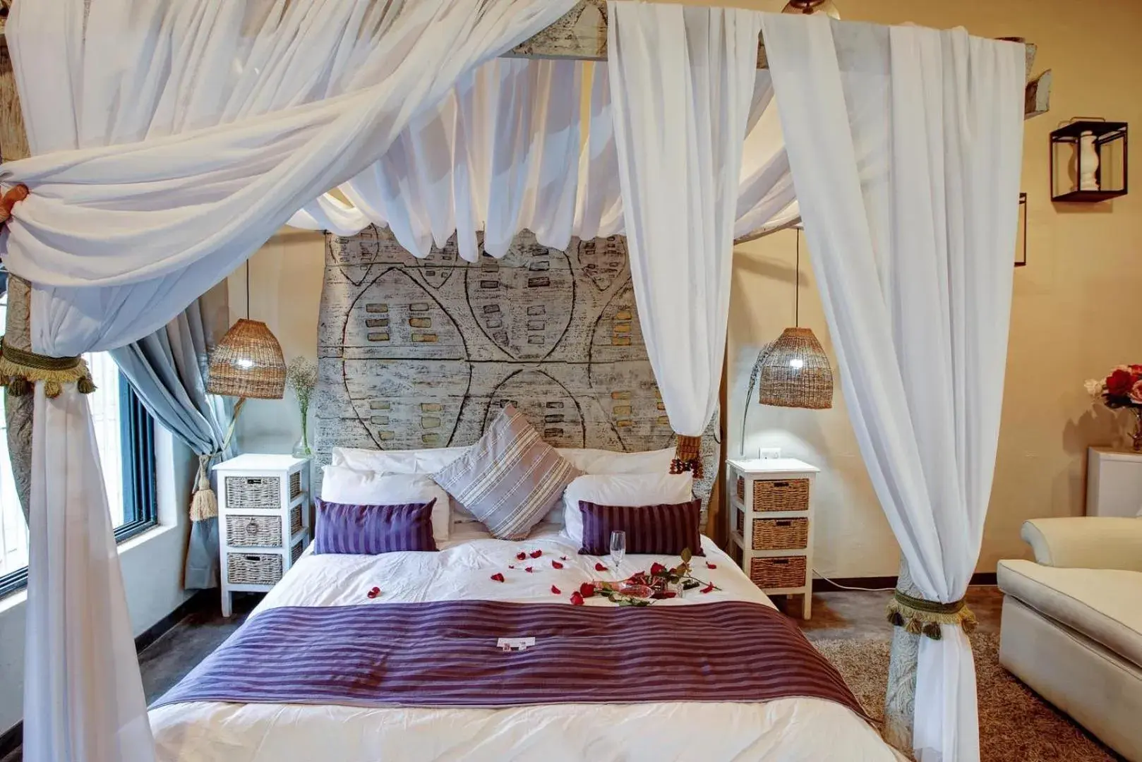 King Room in Bedrock Guest Studios King Room in Bedrock Guest Studios