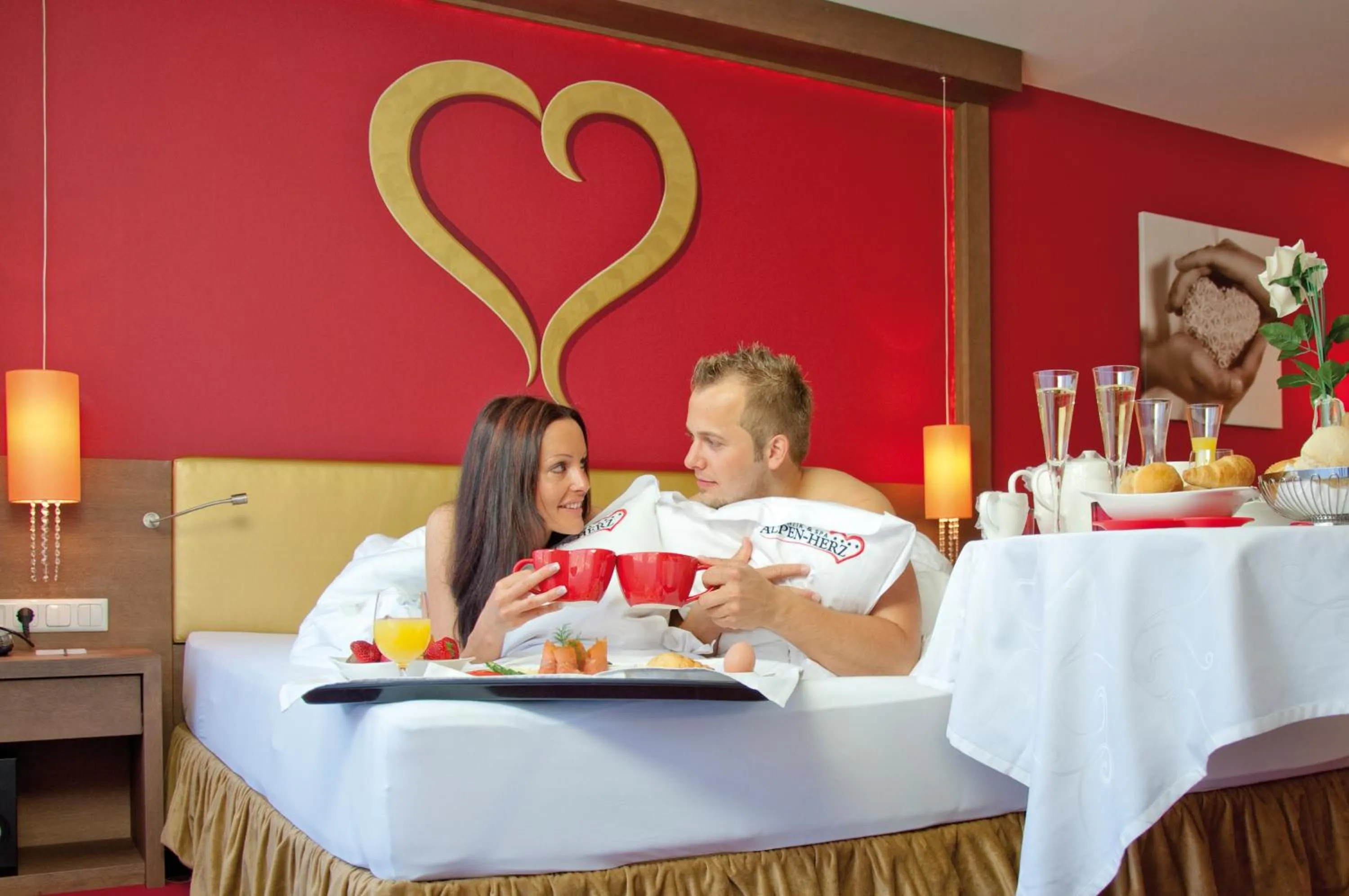 Bed in Alpen-Herz Romantik & Spa - Adults Only