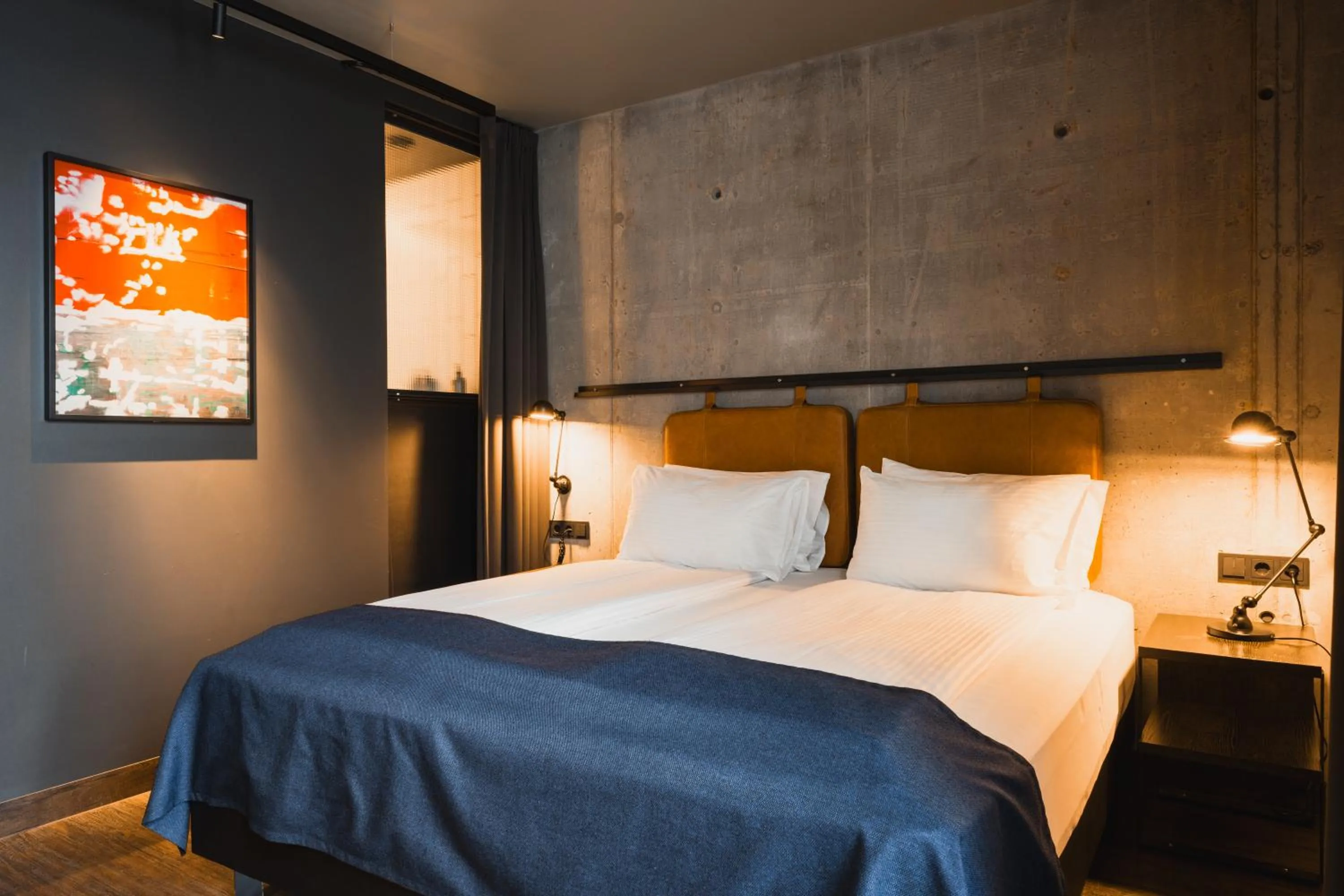 Bedroom, Bed in Exeter Hotel