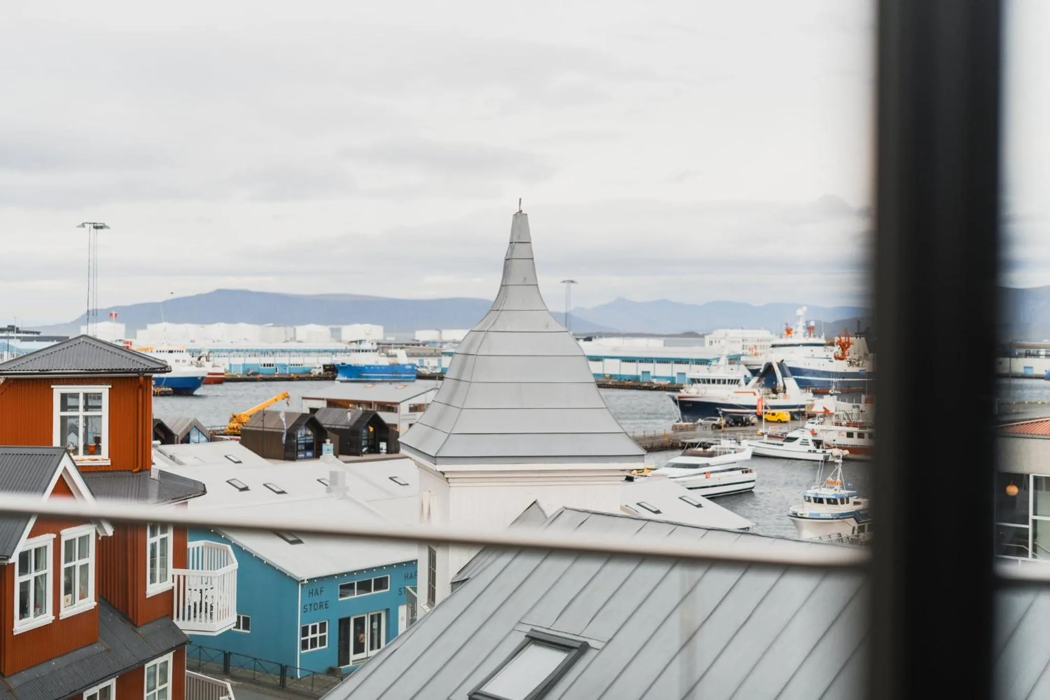 Property building in Exeter Hotel