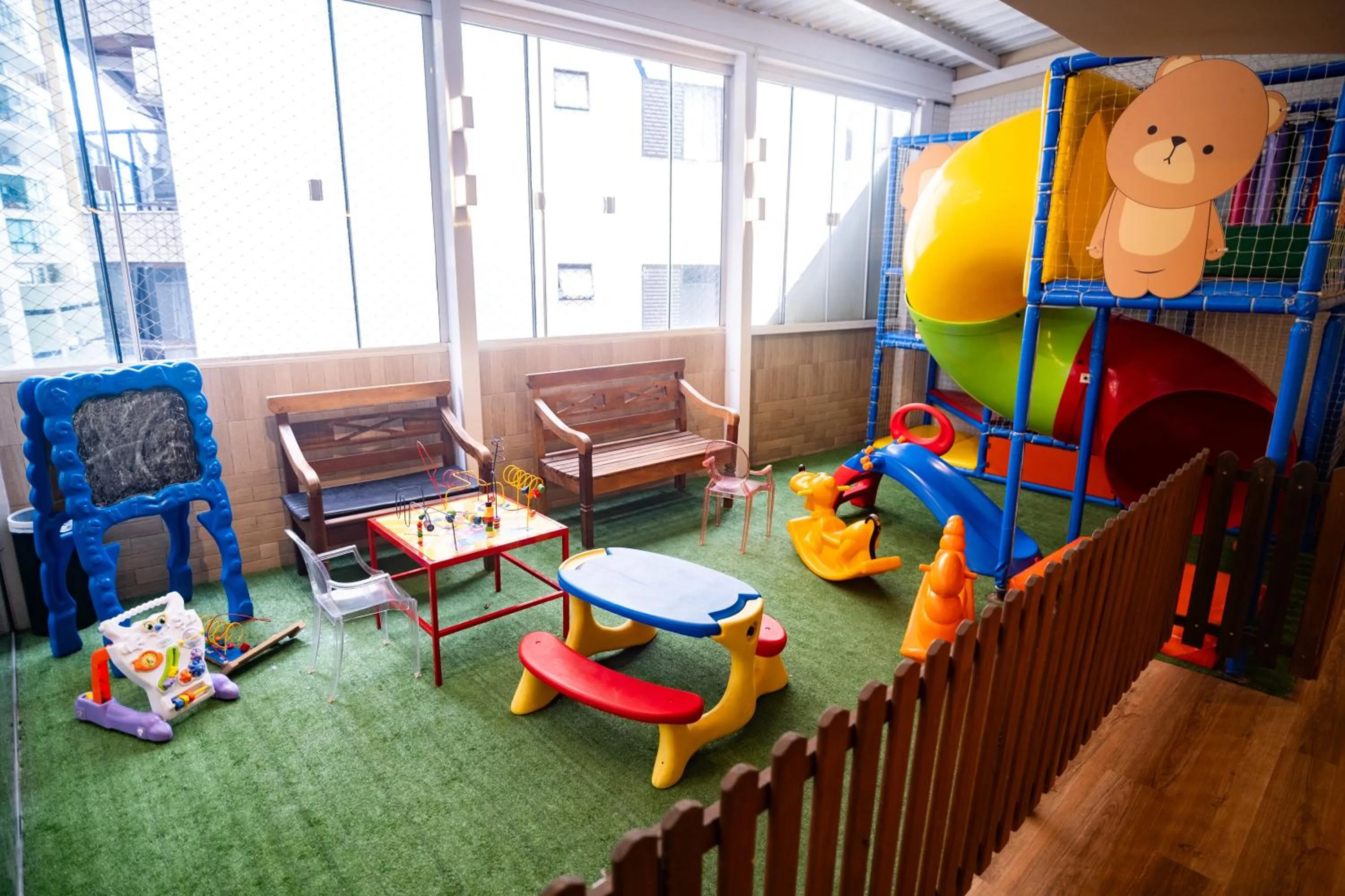Communal lounge/ TV room in Camboriú Praia Hotel