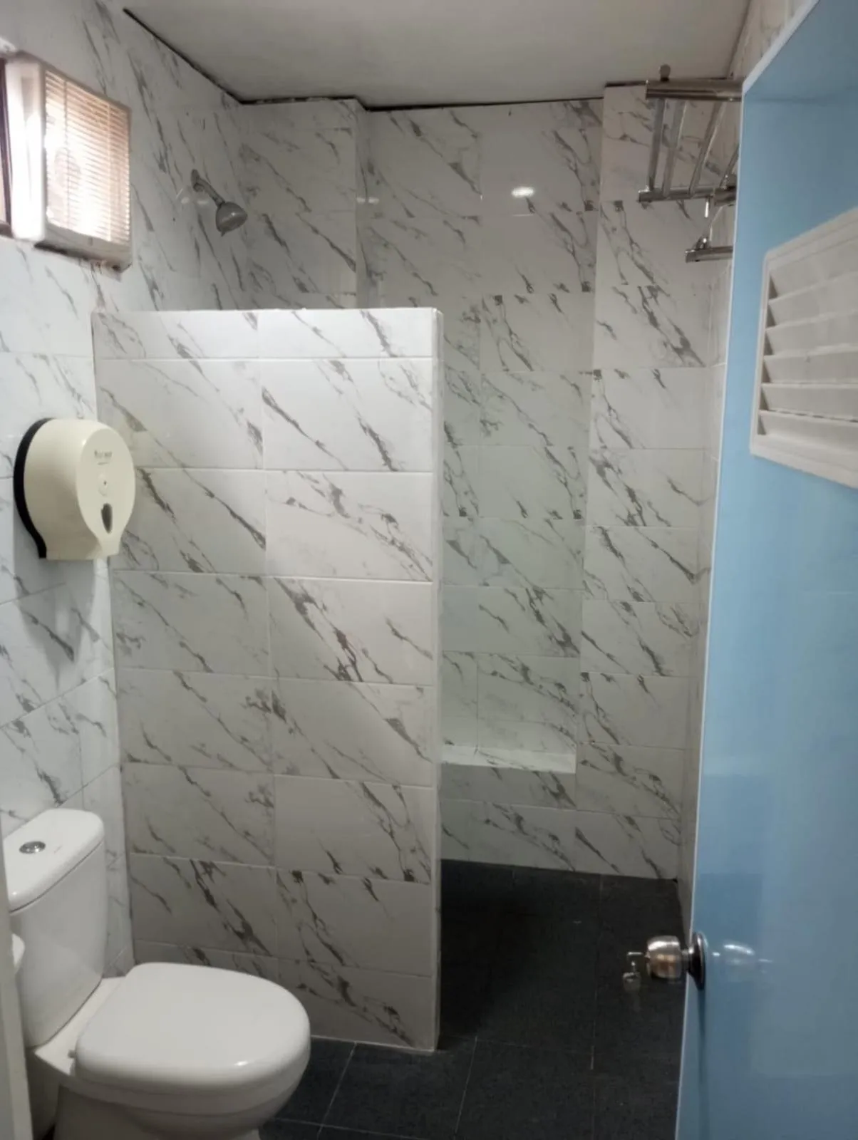 Bathroom in City Garden Bali Dwipa Hotel, Kuta