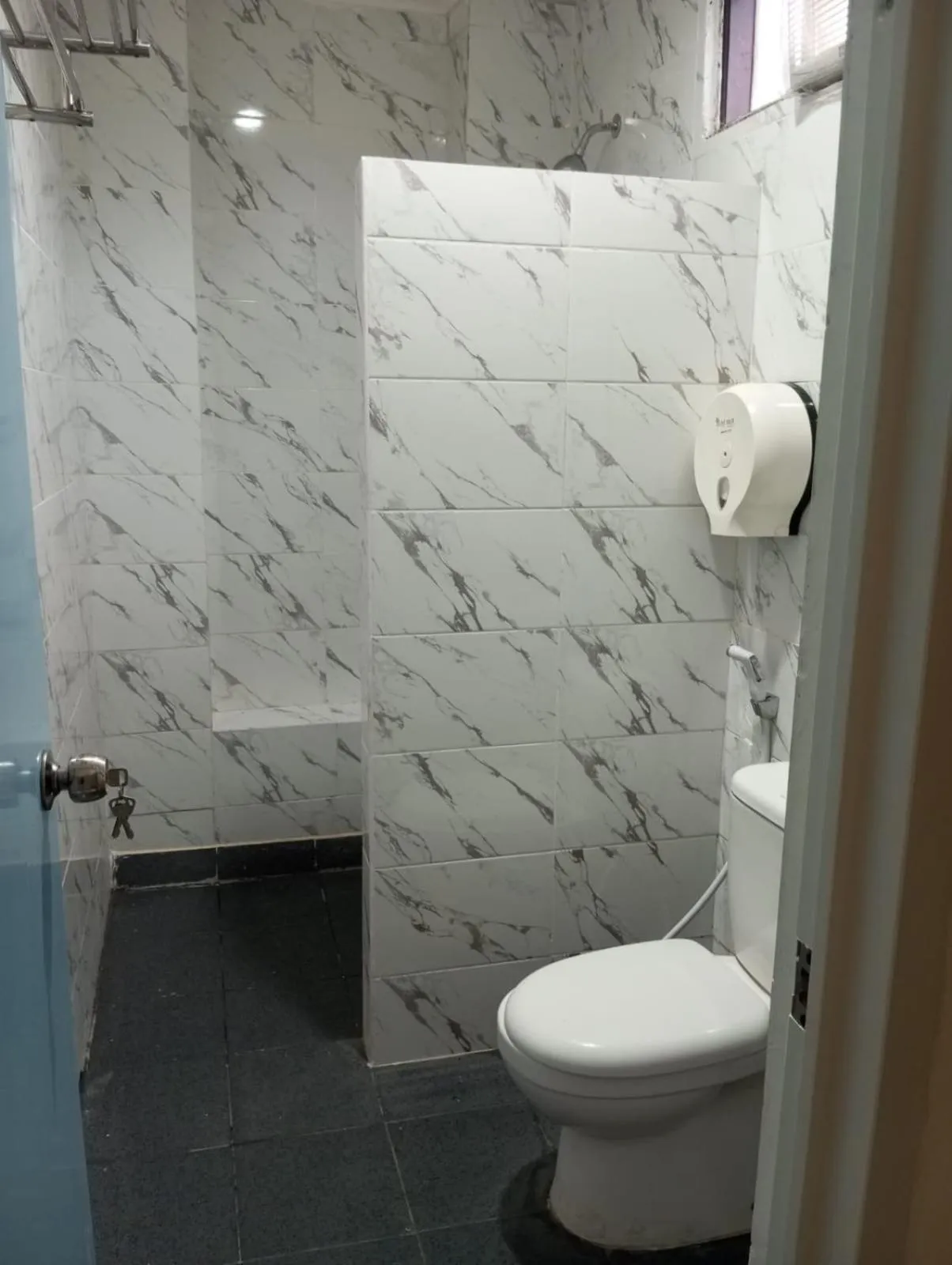 Bathroom in City Garden Bali Dwipa Hotel, Kuta