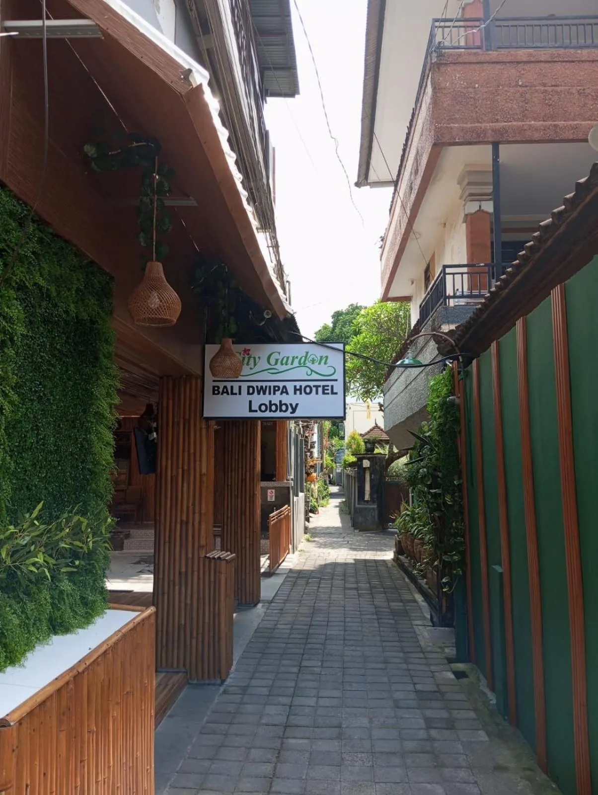 Lobby or reception in City Garden Bali Dwipa Hotel, Kuta