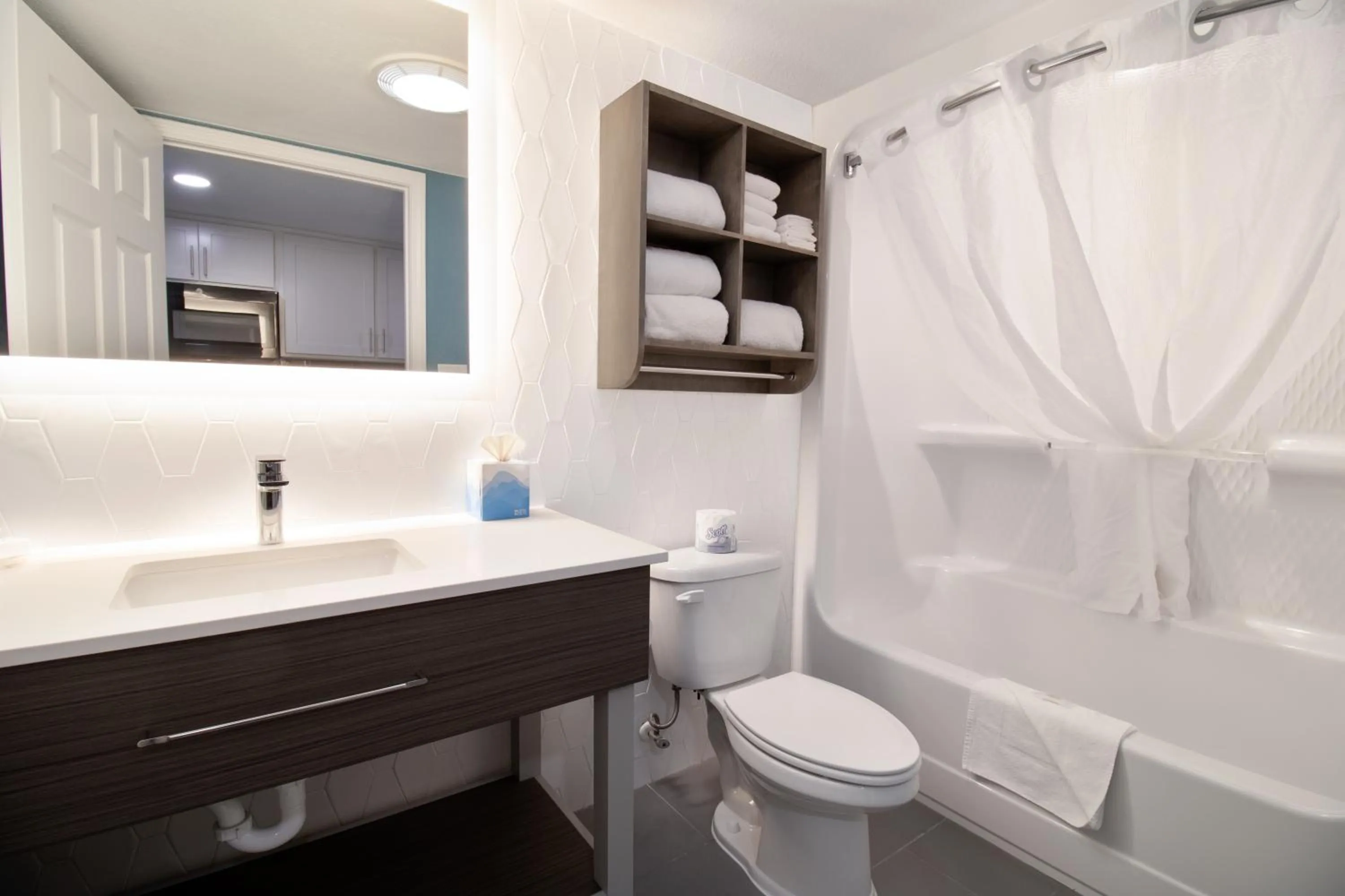 Toilet in Breakers Resort Hotel