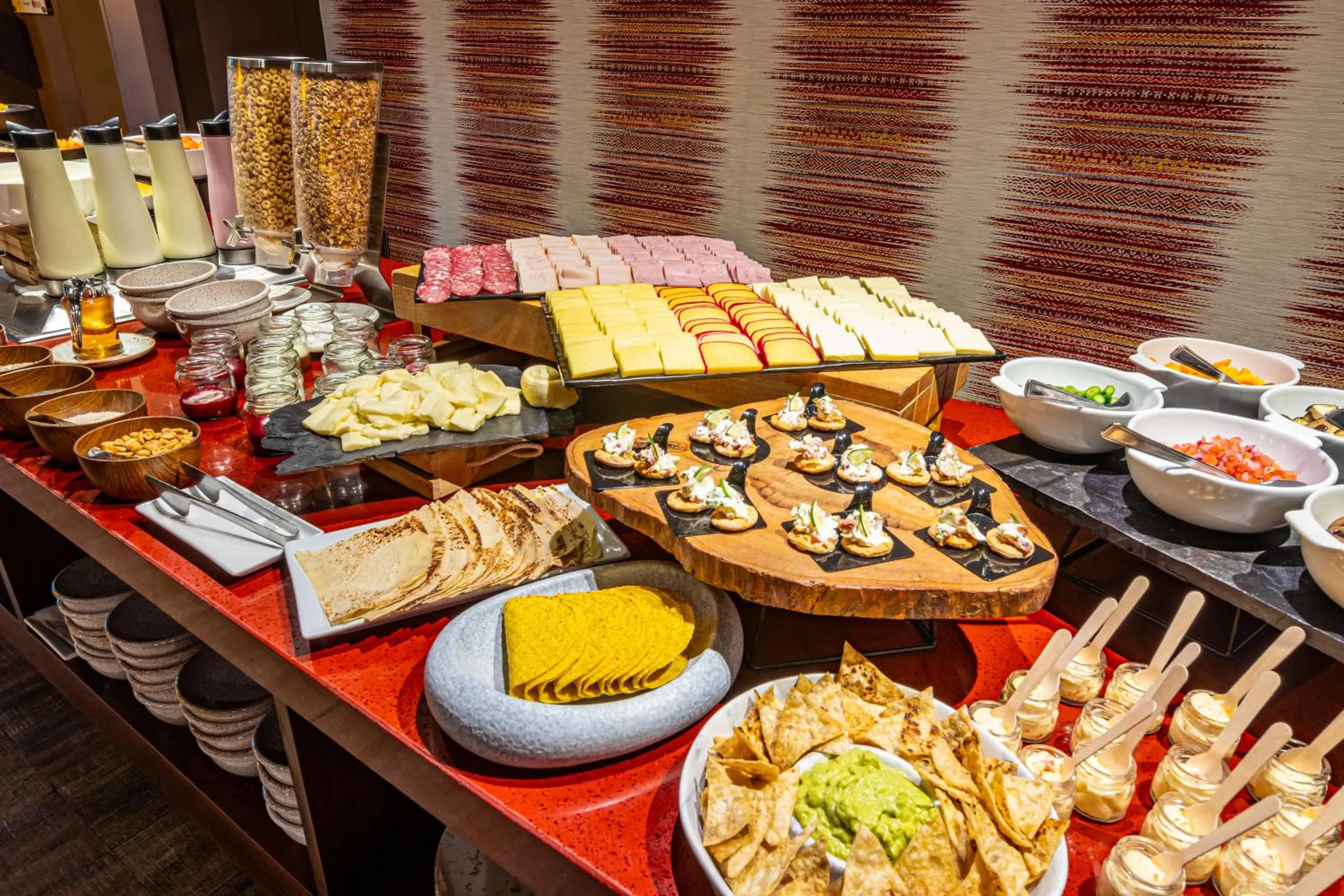 Restaurant/places to eat in Sonesta Hotel Bogotá