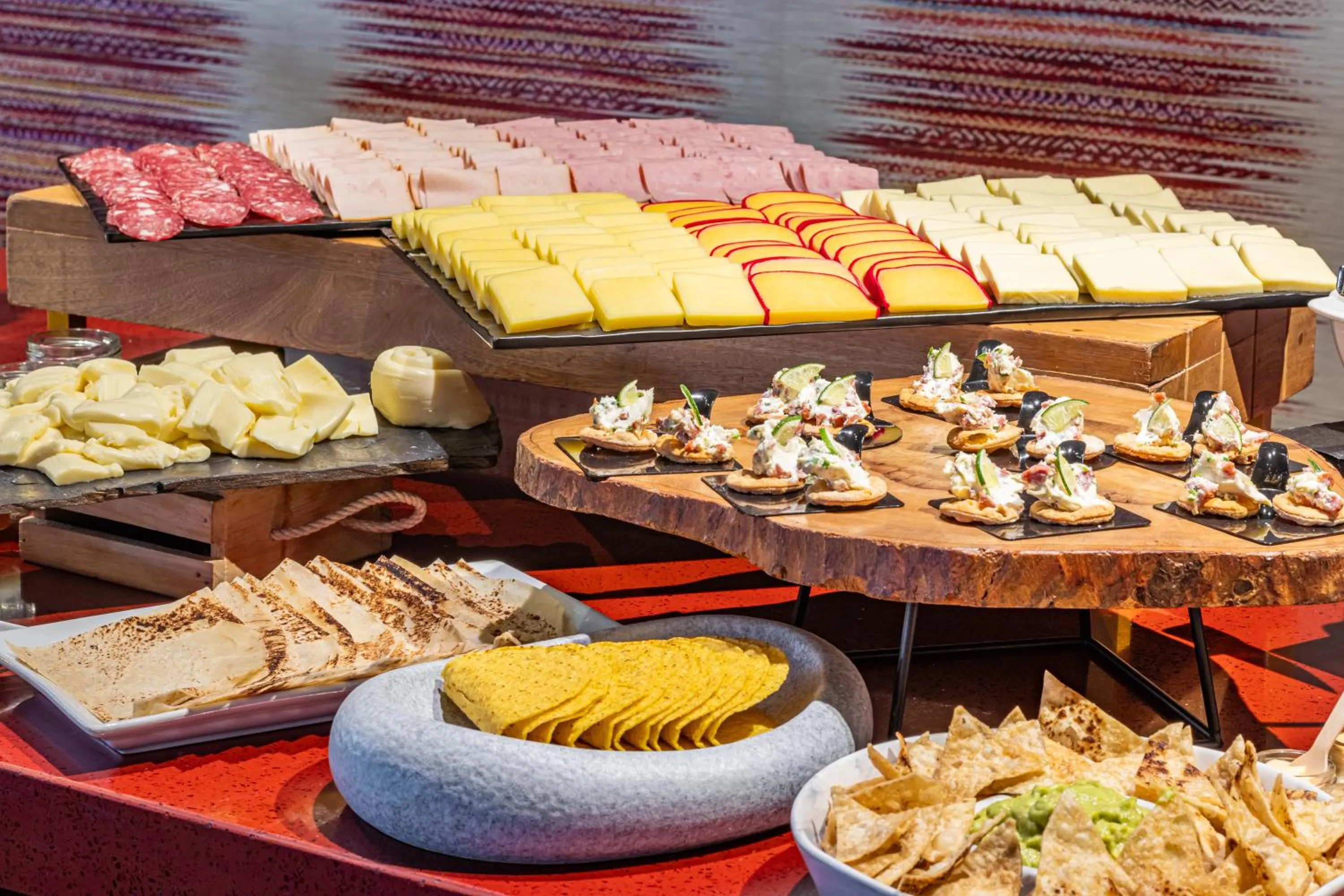 Restaurant/places to eat in Sonesta Hotel Bogotá