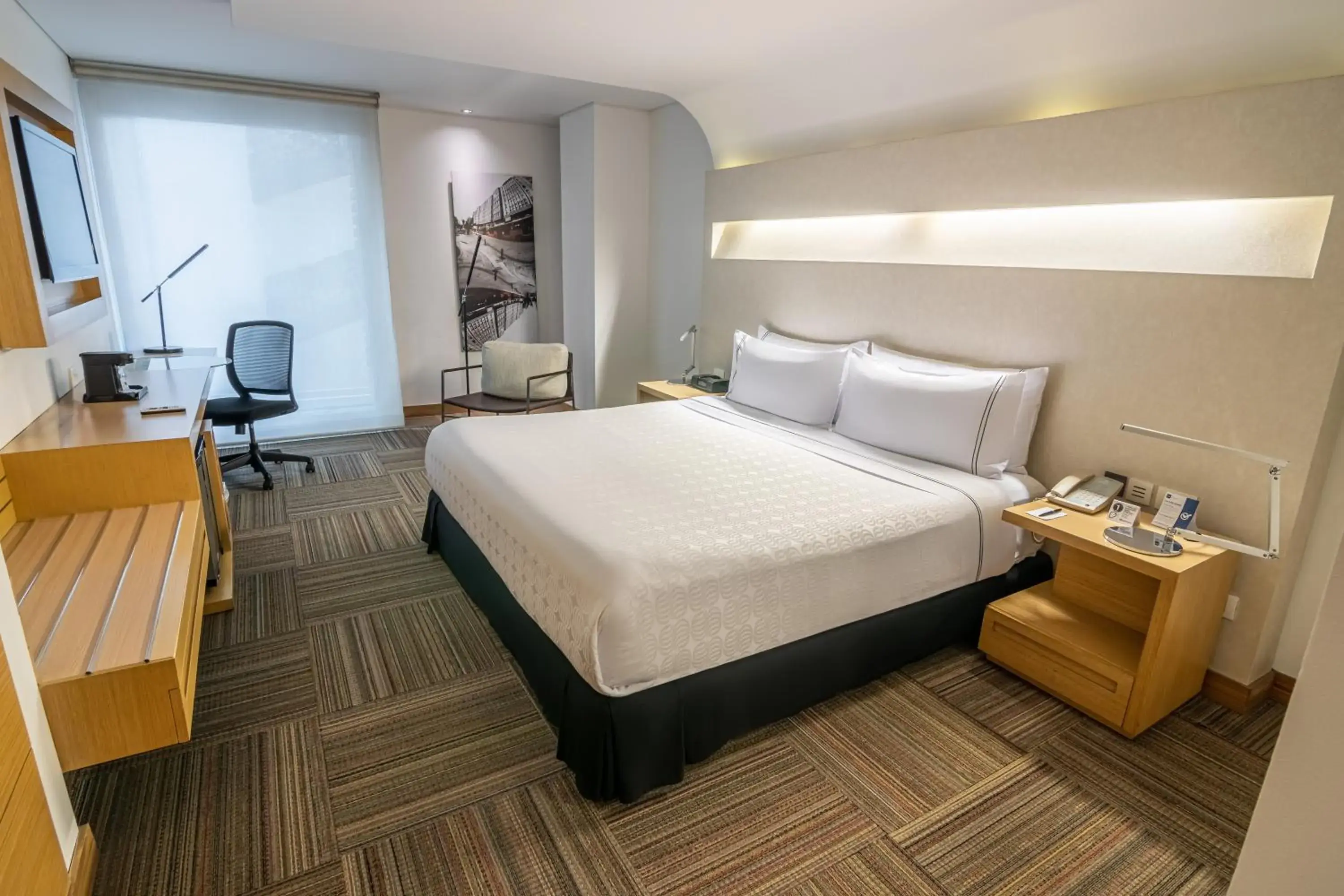 Superior King Room in Sonesta Hotel Bogotá Superior King Room in Sonesta Hotel Bogotá