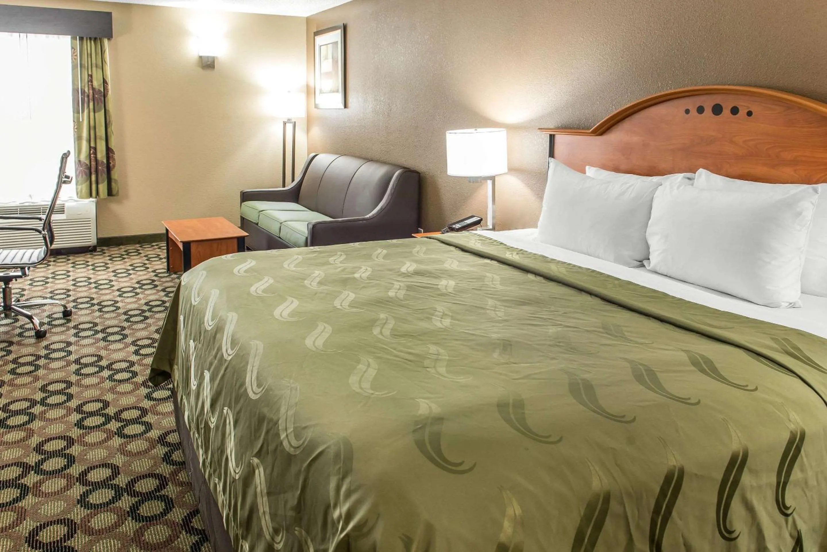 Photo of the whole room in Quality Inn & Suites Columbus West - Hilliard
