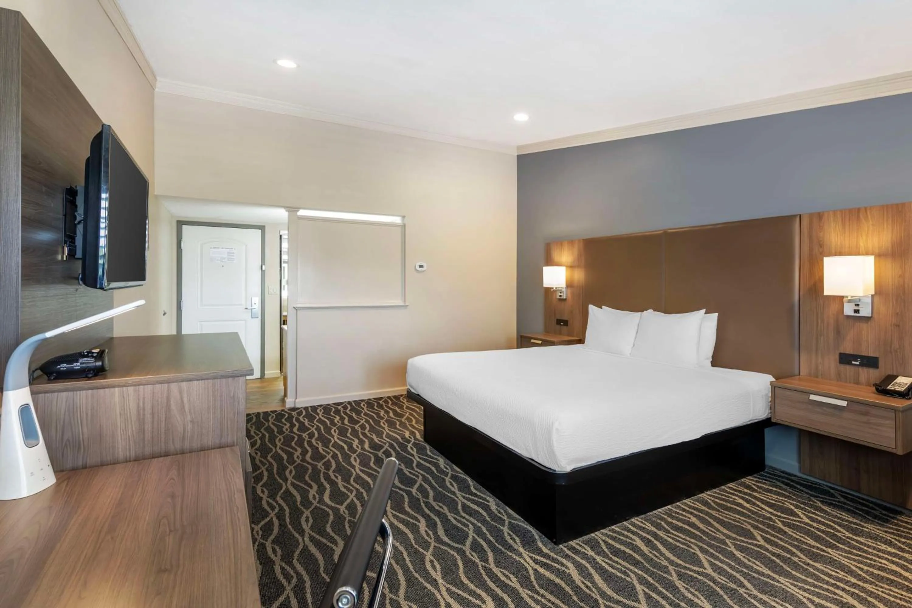 Bedroom, Bed in Best Western Plus Hill House