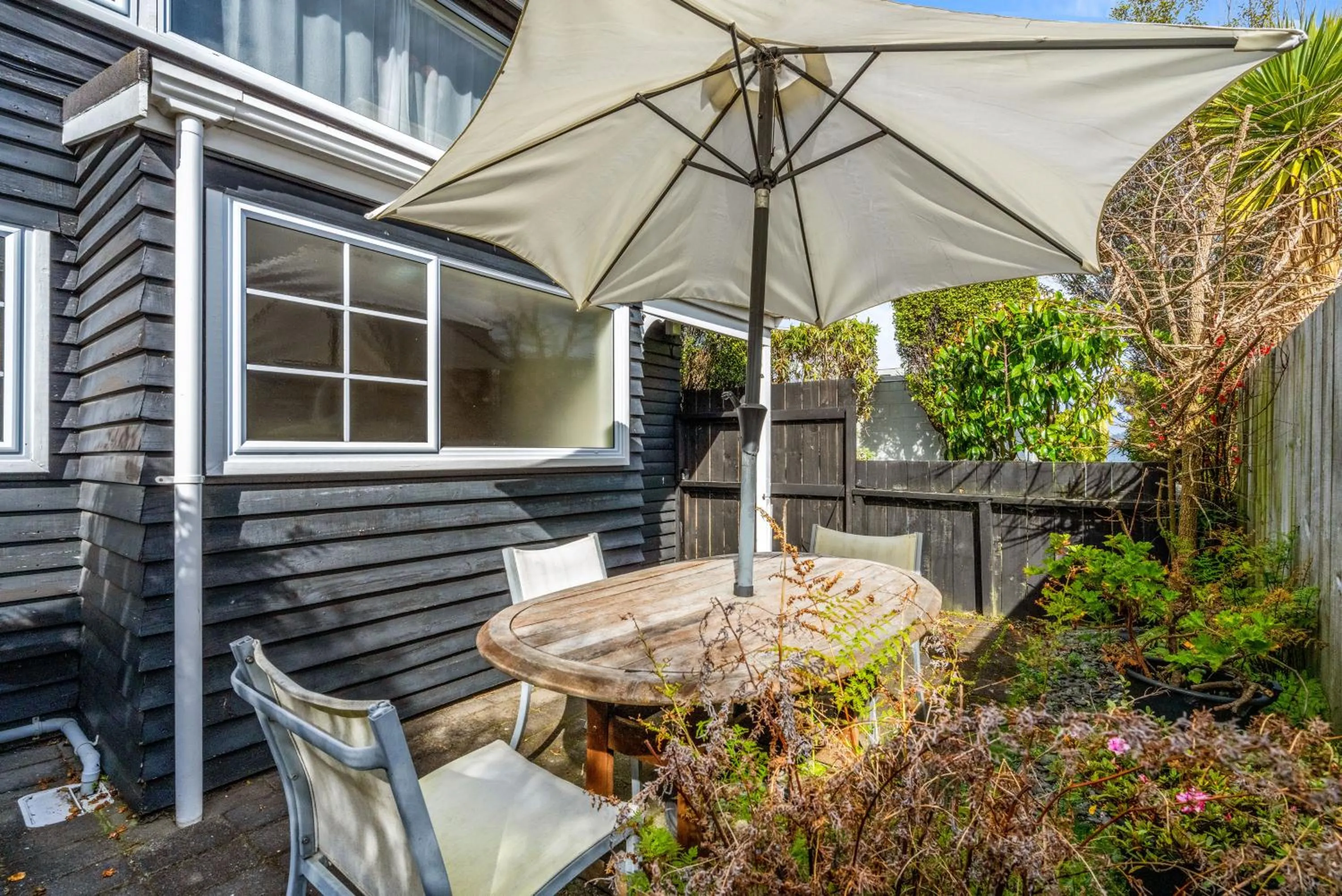 Patio in Cottage Mews Motel
