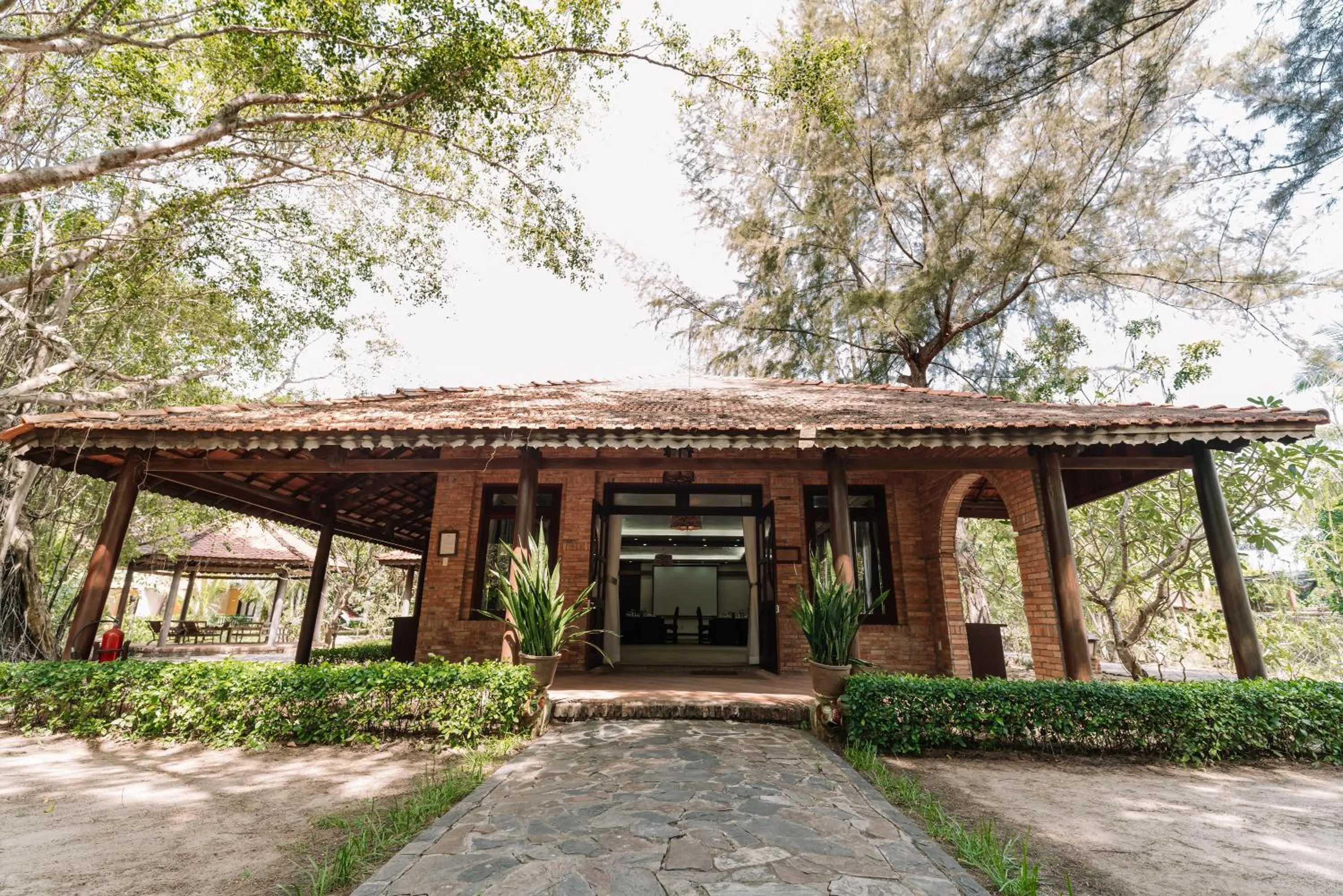 Ho Tram Beach Boutique Resort & Spa