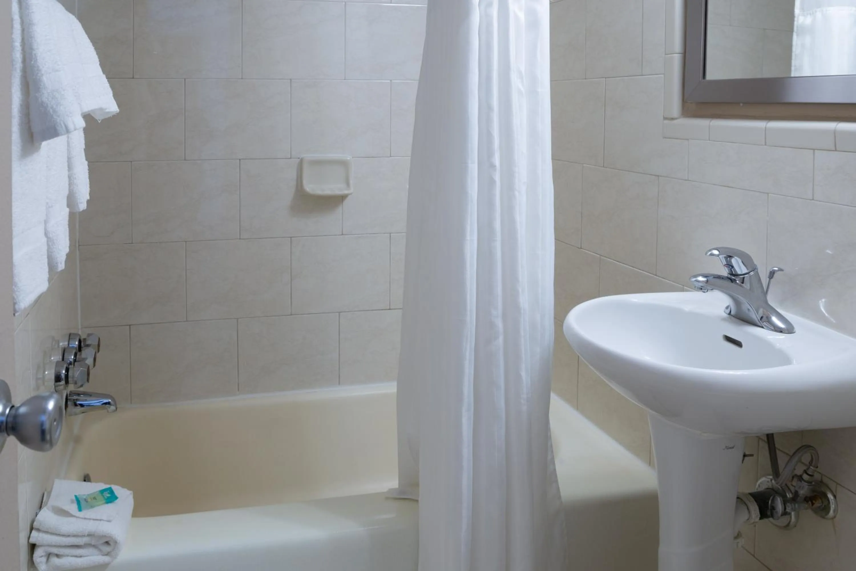 Bathroom in Hotel Pentagon