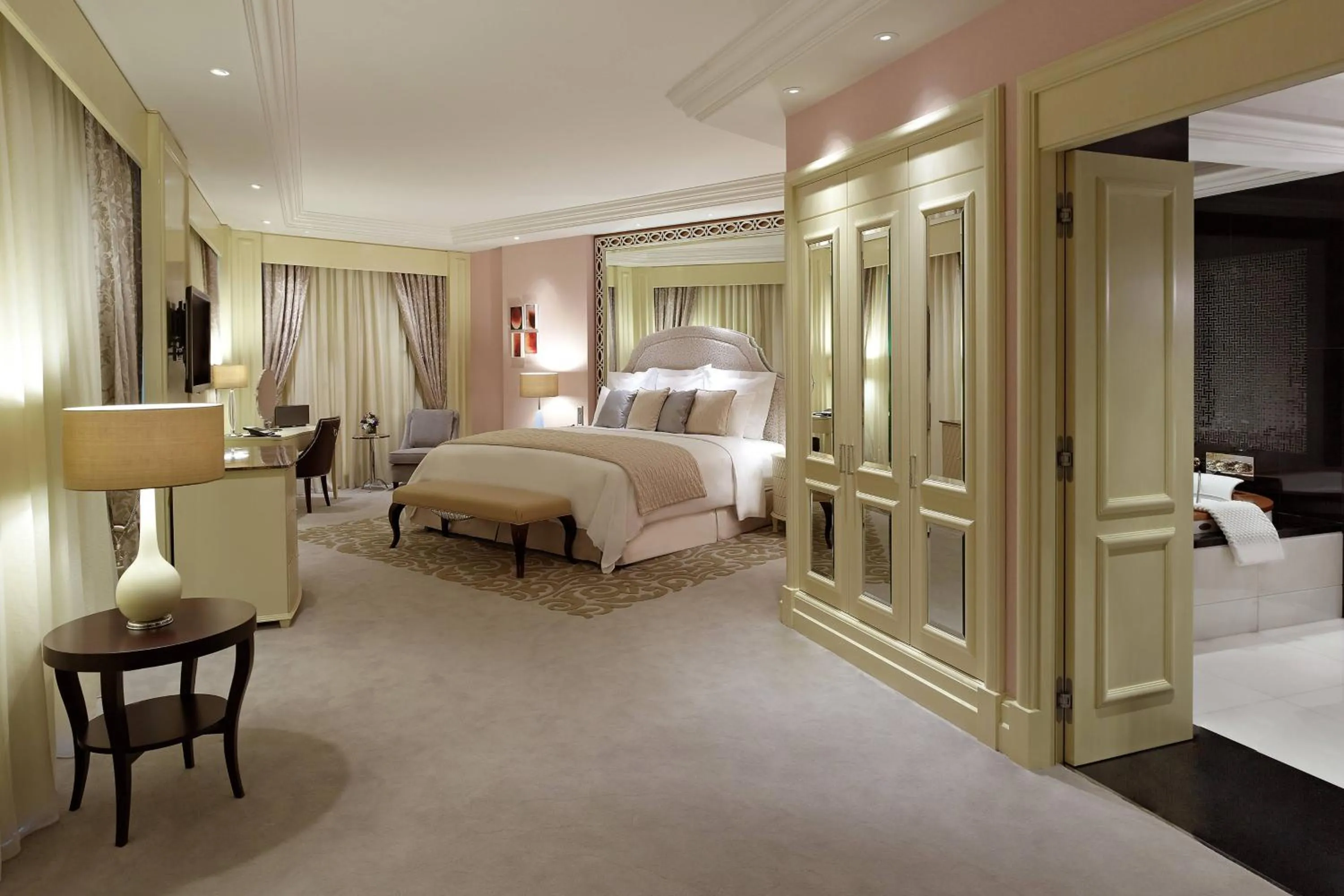 Bedroom, Bed in JW Marriott Hotel Ankara