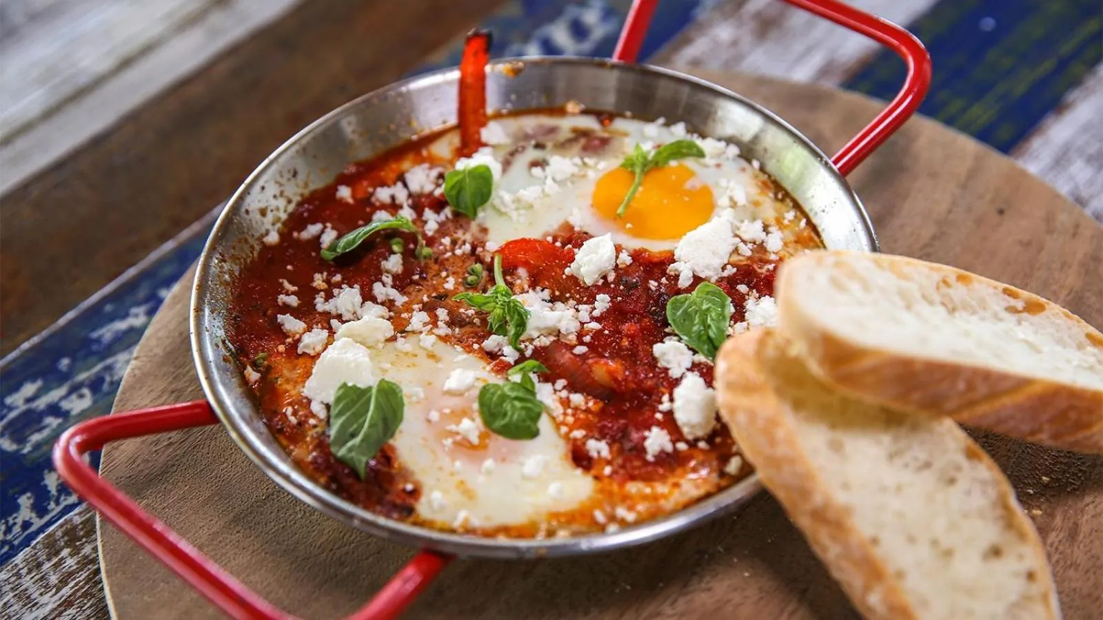 Restaurant/places to eat in Lime N Soda Beachfront Resort