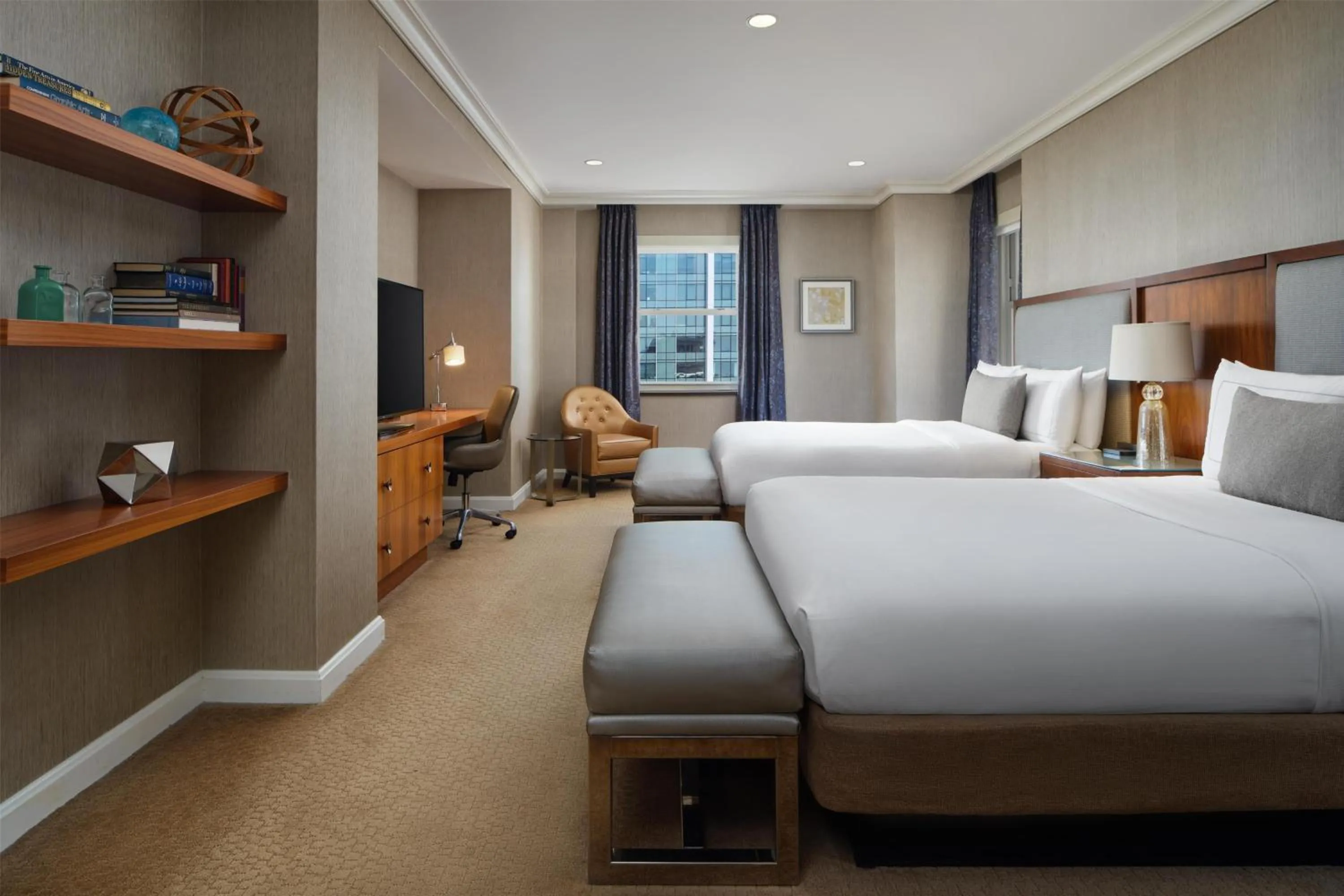 Bedroom, Bed in Hilton Chicago