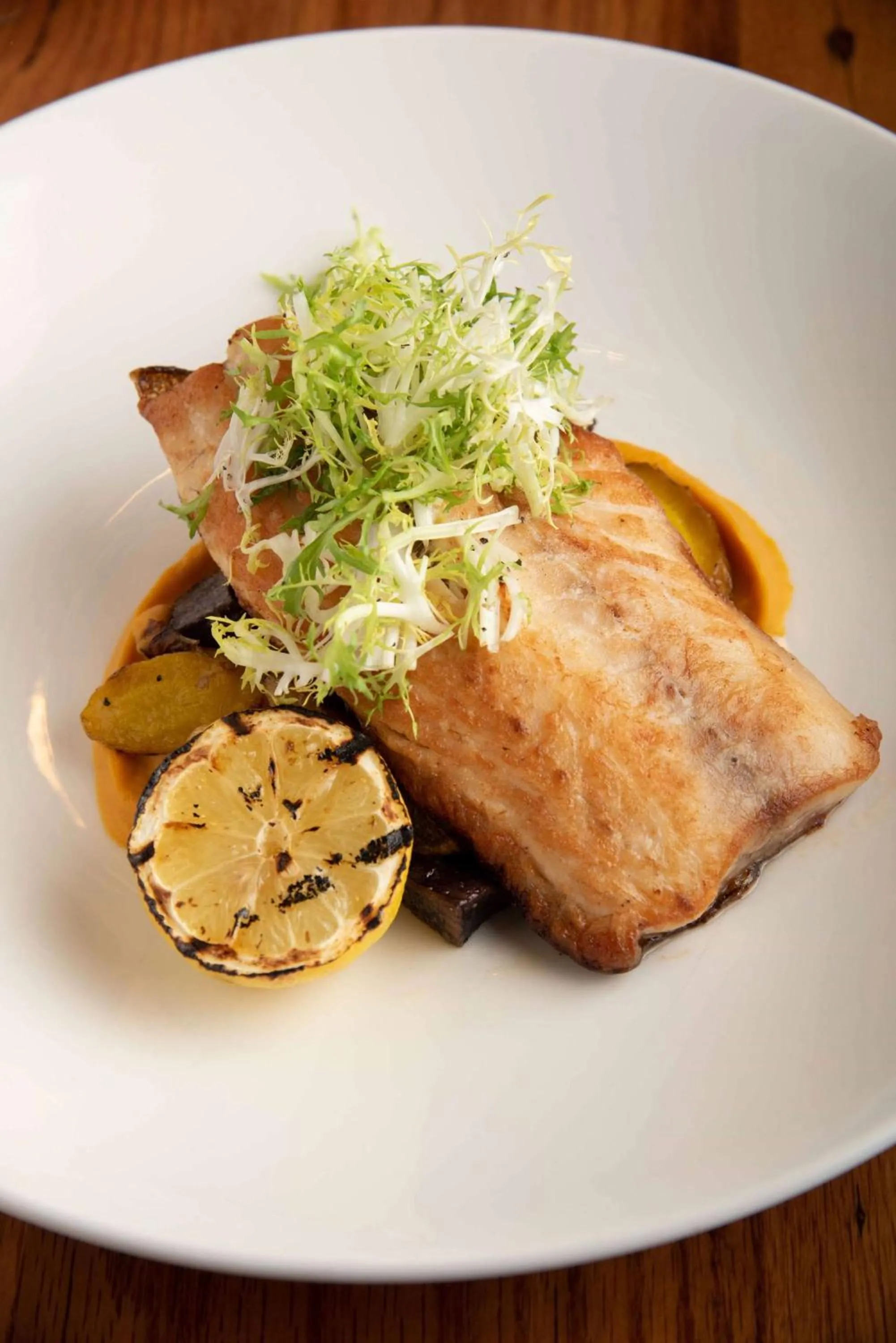 Lounge or bar in Hilton Chicago