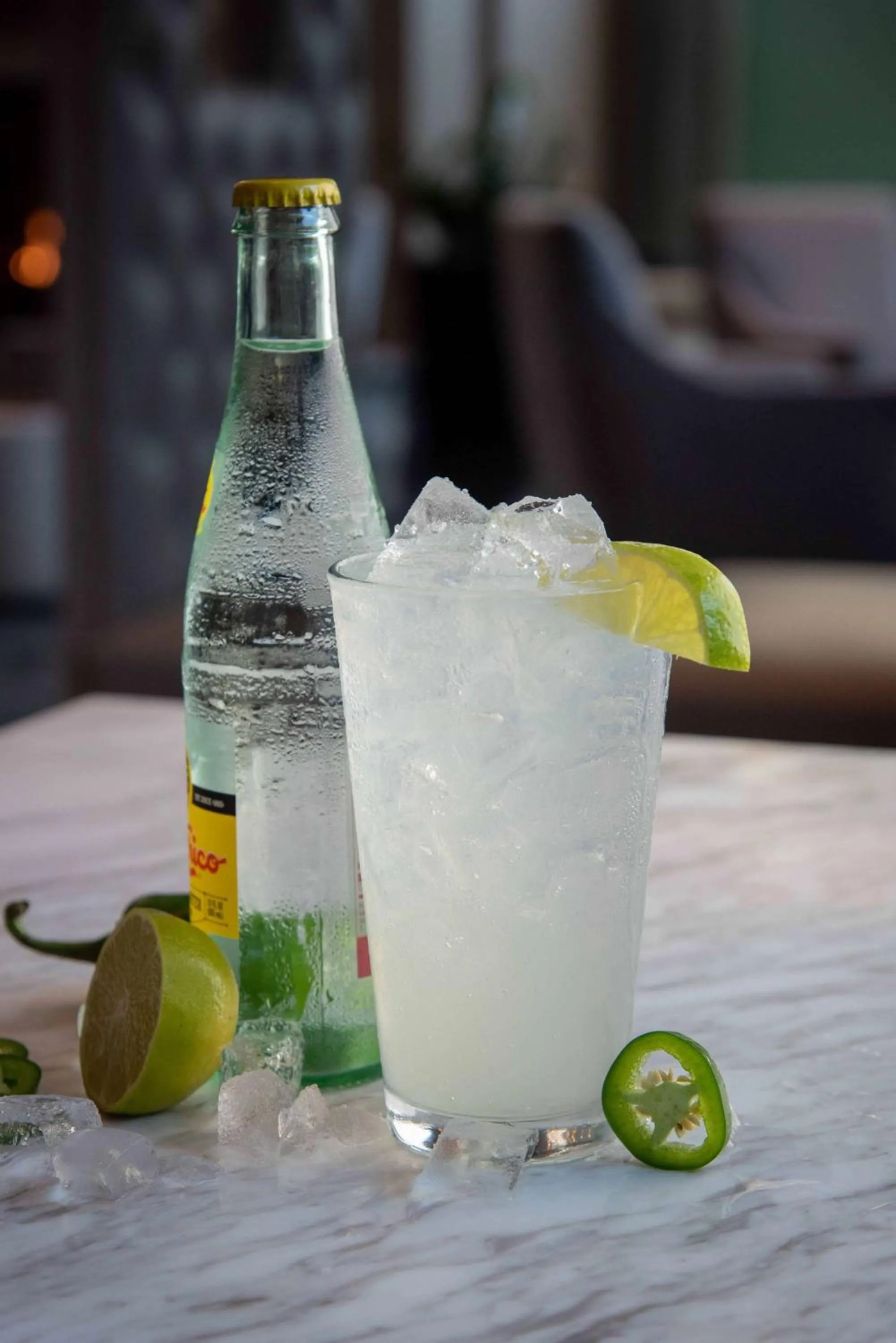Dining area in Hilton Chicago