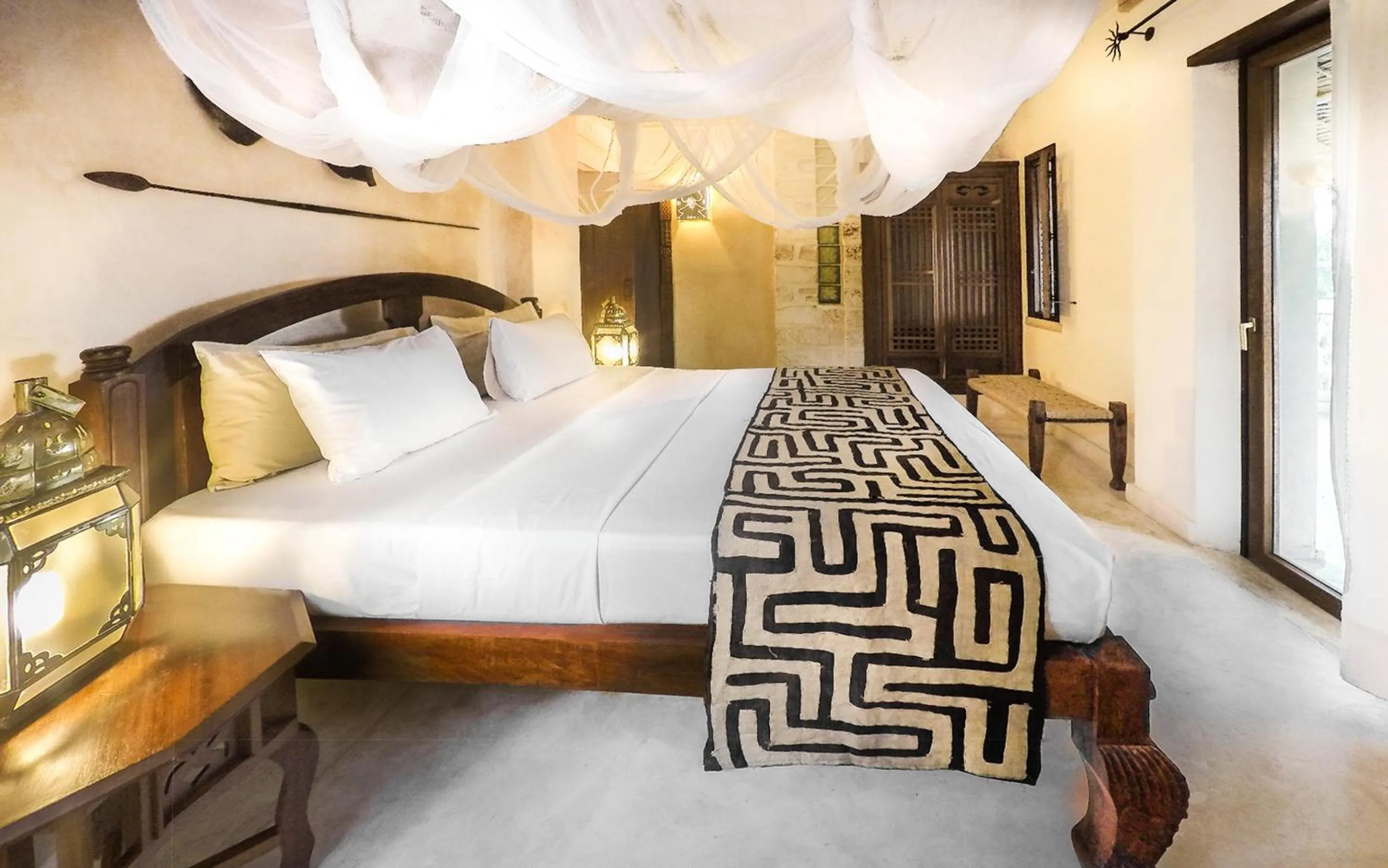 Two-Bedroom Suite in The Charming Lonno Lodge Watamu