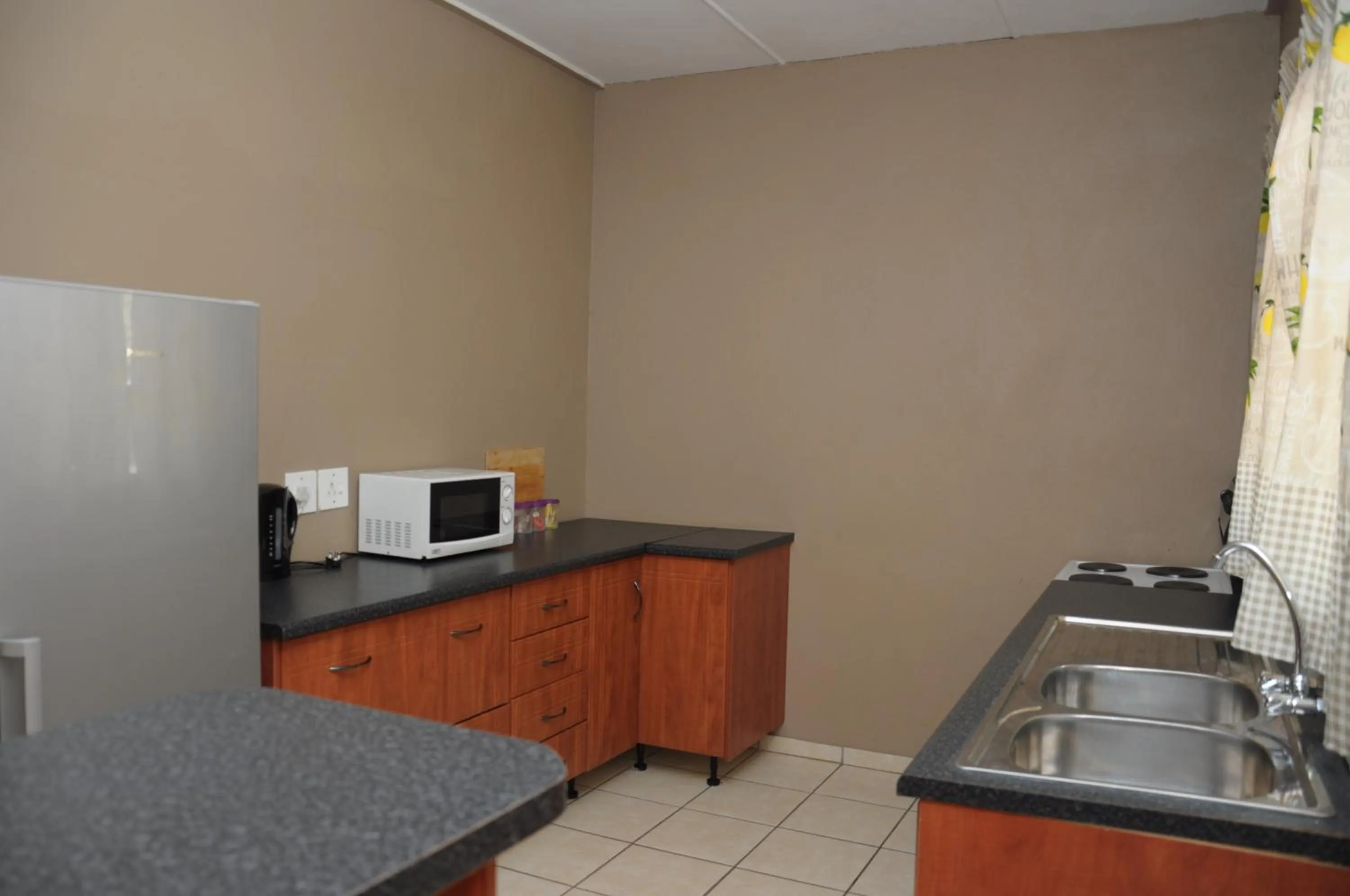 Kitchen or kitchenette in Casa Leitao Lodge