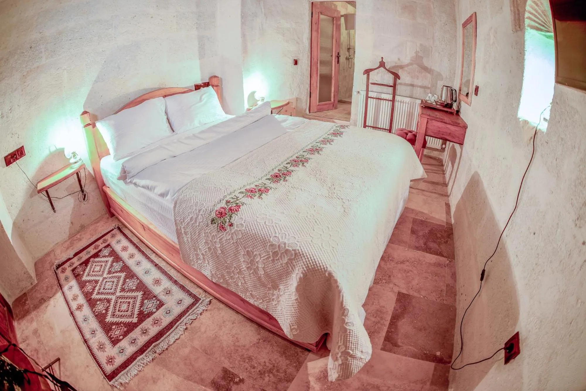 Bed in Mosaic Cave Hotel