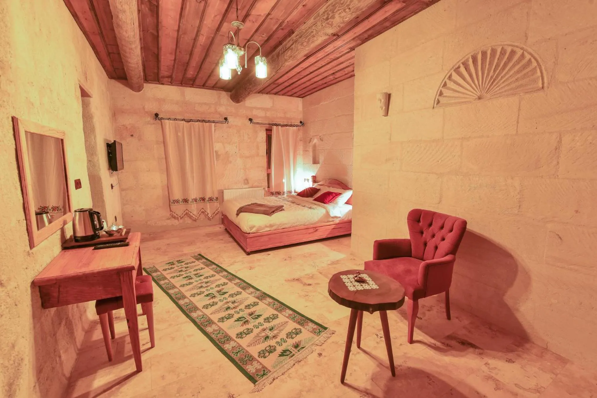 Bed in Mosaic Cave Hotel